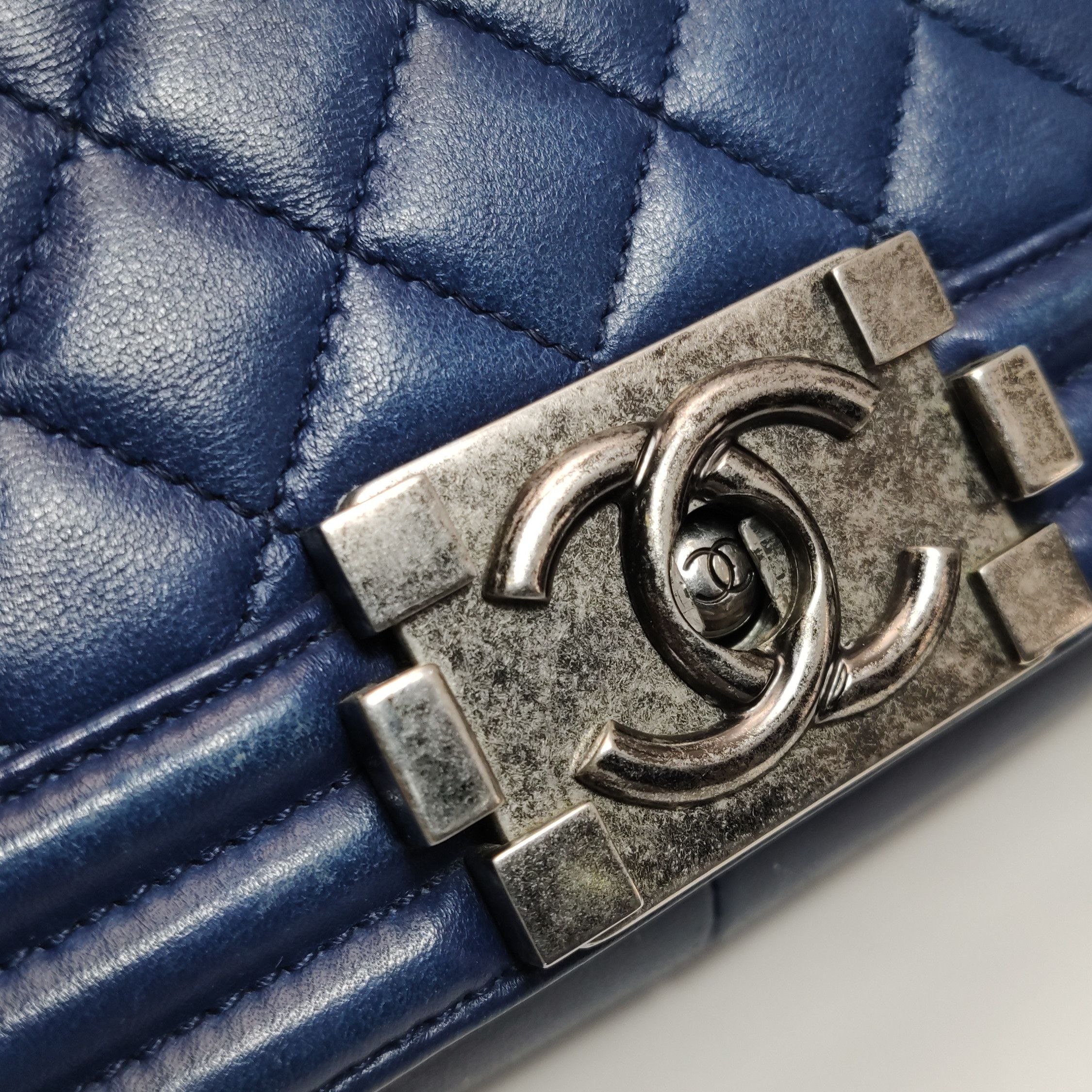 Chanel Chanel Women os Shoulder Bags Size ONE SIZE - 12 Thumbnail