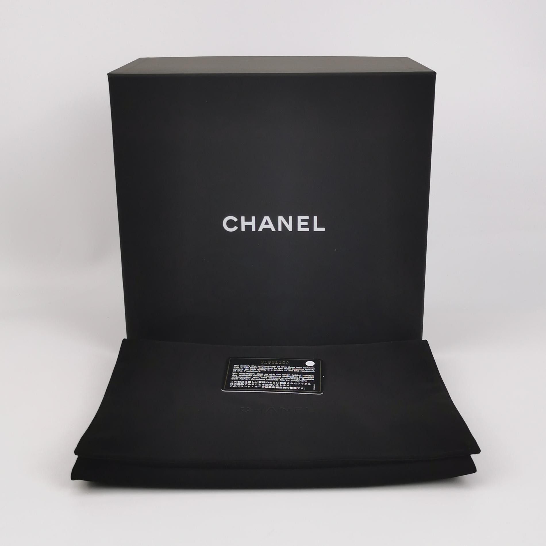 Chanel Chanel Women os Shoulder Bags Size ONE SIZE - 9 Thumbnail