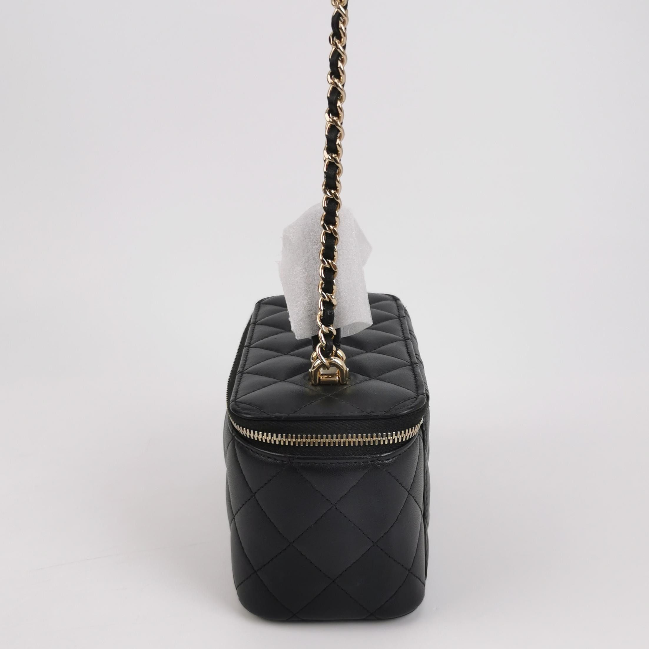 Chanel Chanel Women os Shoulder Bags Size ONE SIZE - 3 Thumbnail