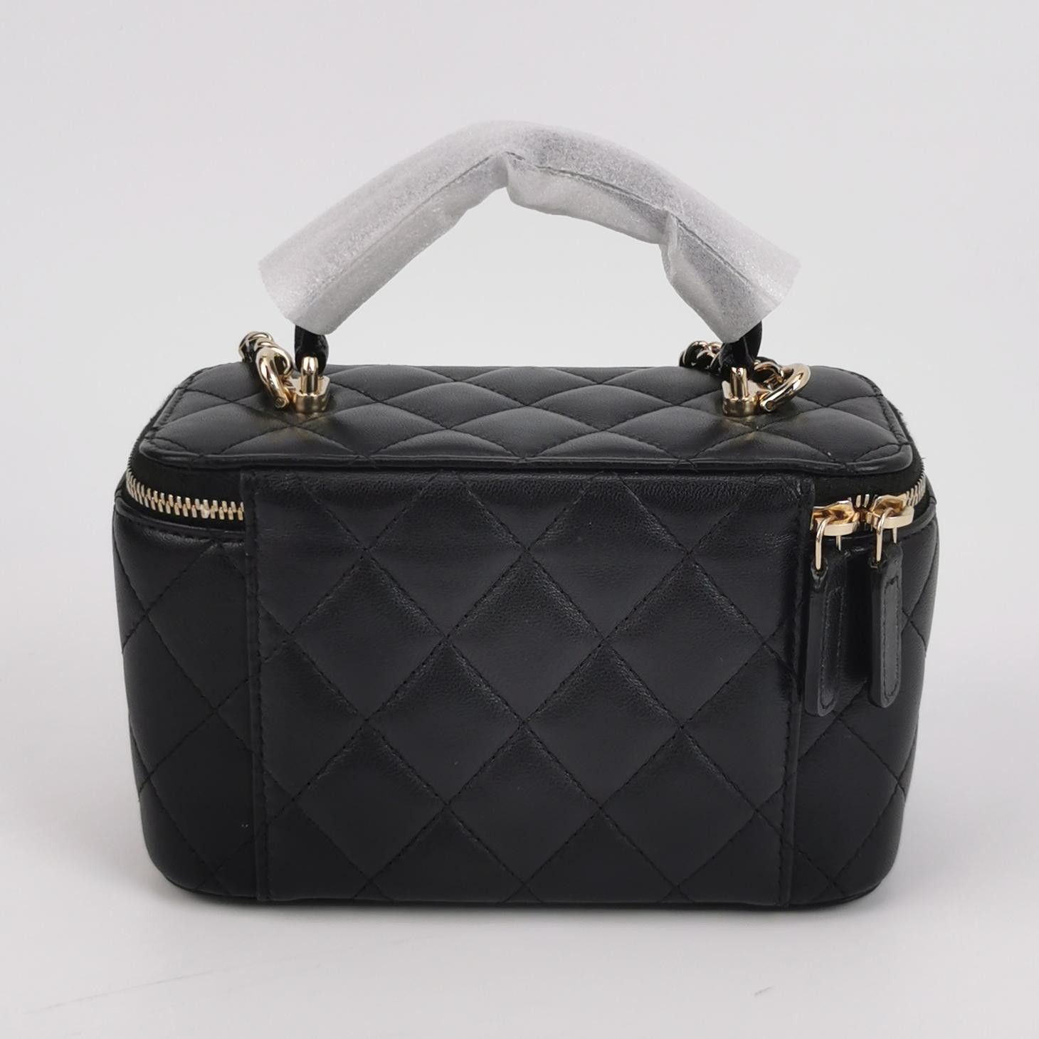 Chanel Chanel Women os Shoulder Bags Size ONE SIZE - 5 Thumbnail