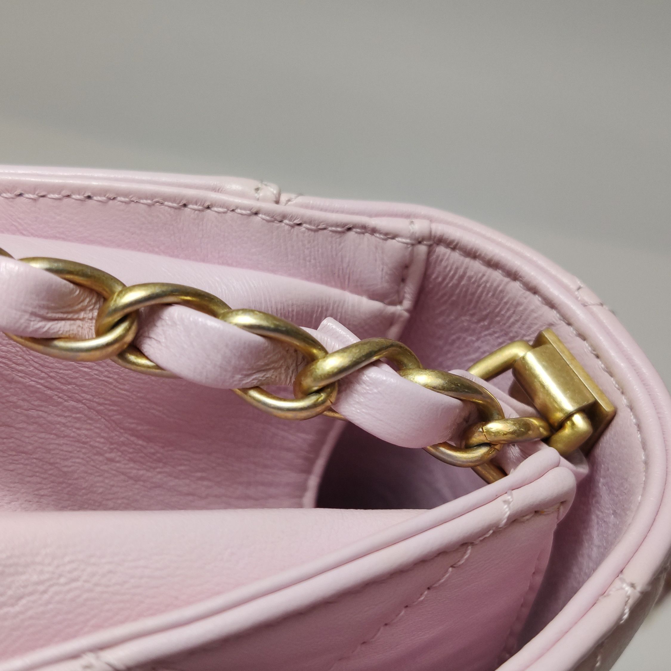 Chanel Chanel Women os Crossbody Bags Size ONE SIZE - 15 Thumbnail