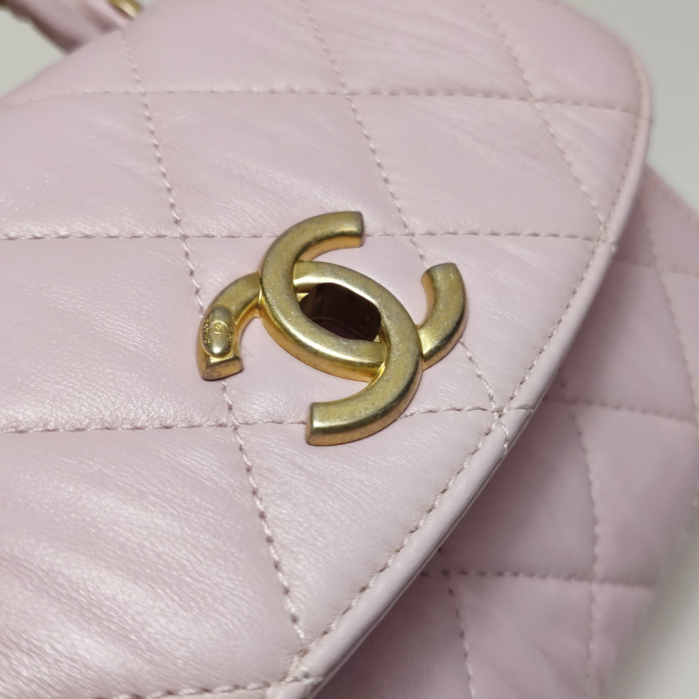Chanel Chanel Women os Crossbody Bags Size ONE SIZE - 13 Thumbnail