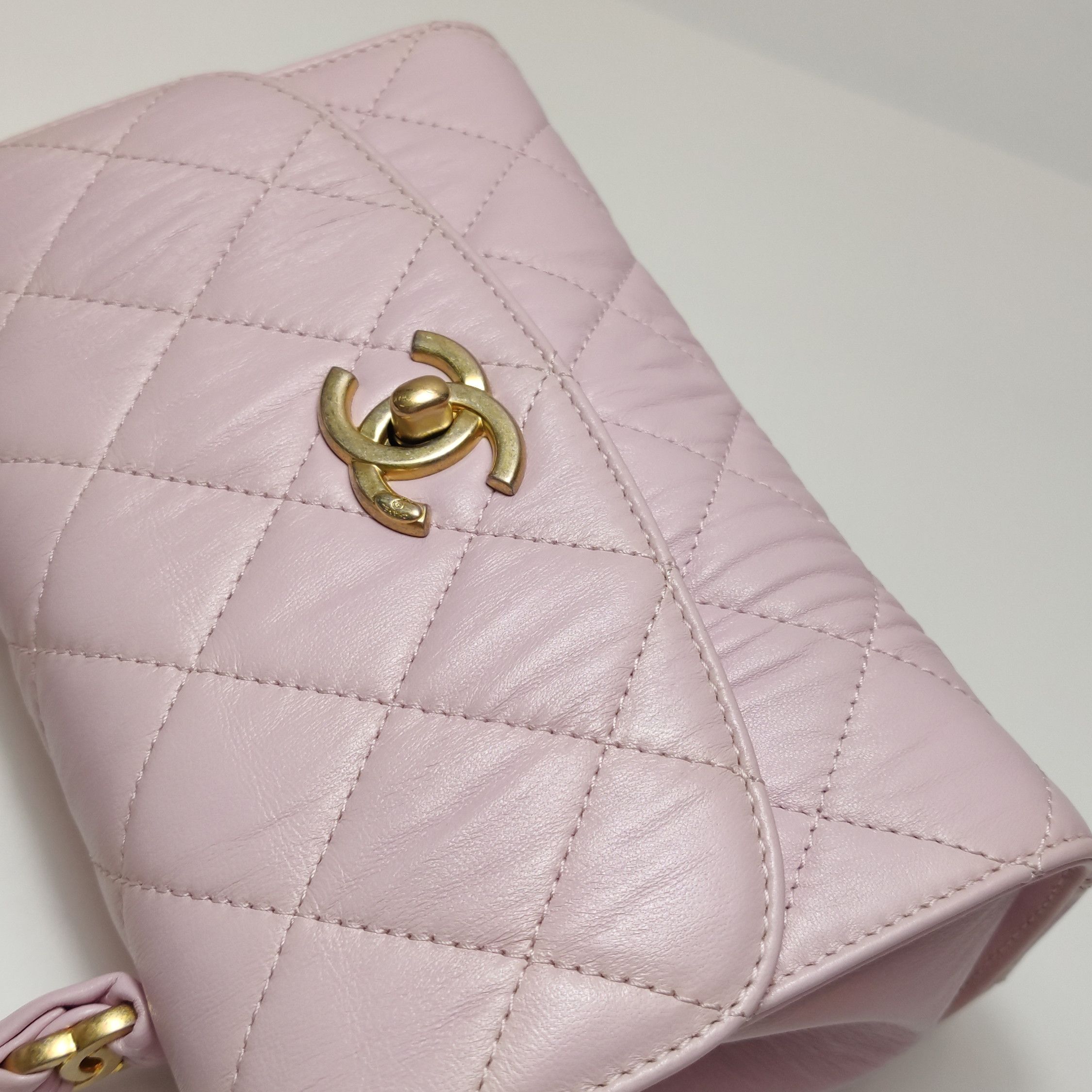 Chanel Chanel Women os Crossbody Bags Size ONE SIZE - 20 Thumbnail