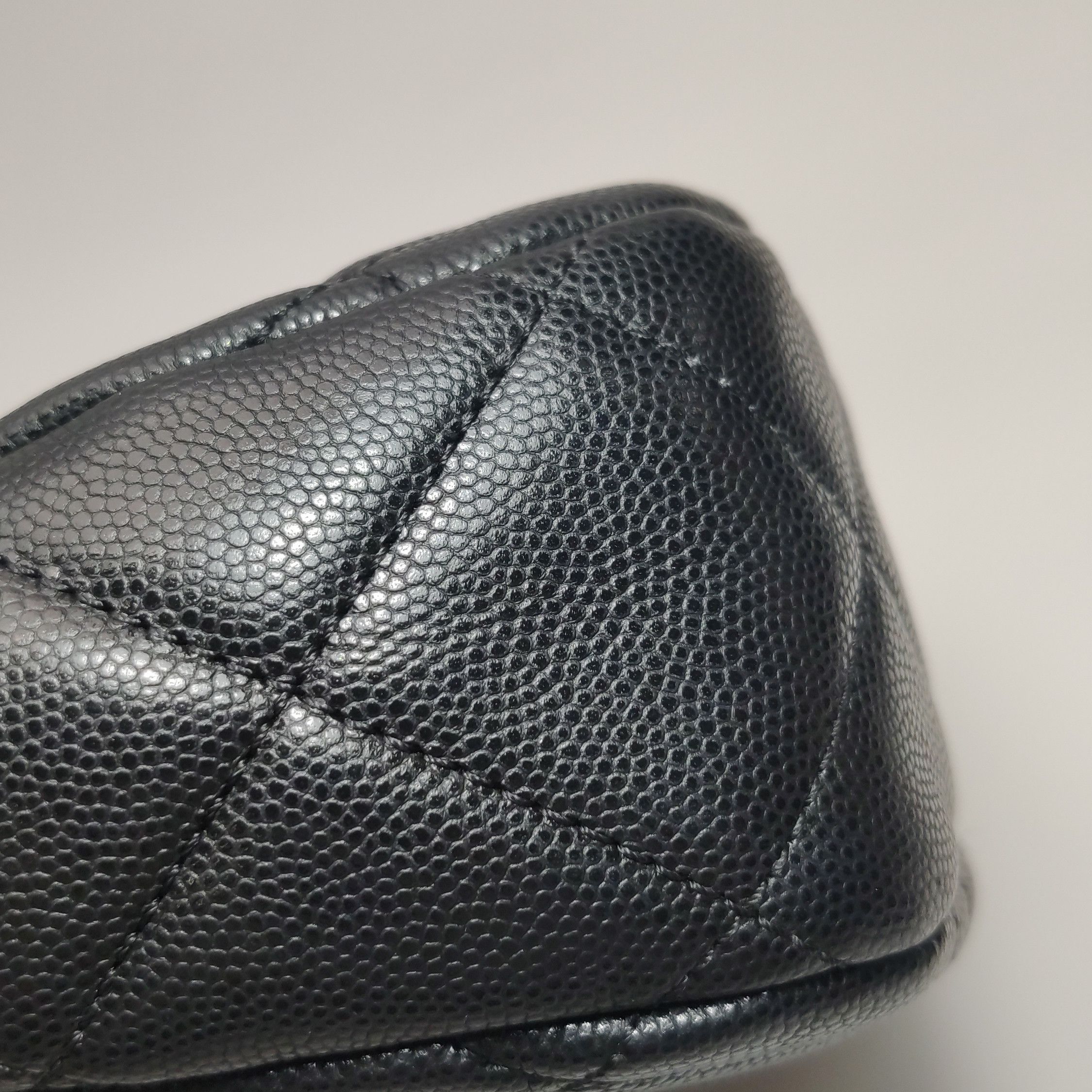 Chanel Chanel Women os Shoulder Bags Size ONE SIZE - 21 Thumbnail