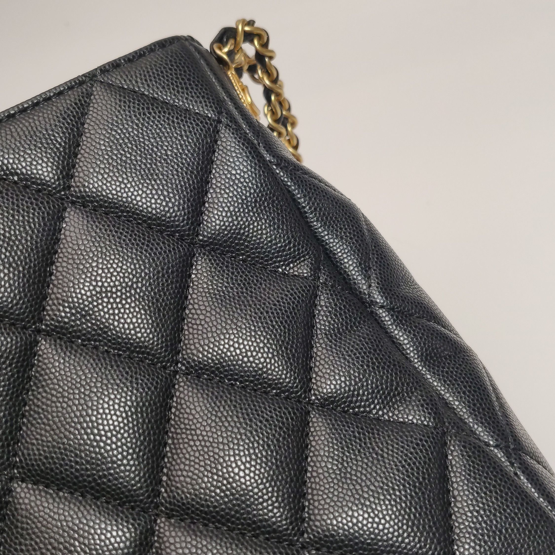 Chanel Chanel Women os Shoulder Bags Size ONE SIZE - 25 Thumbnail