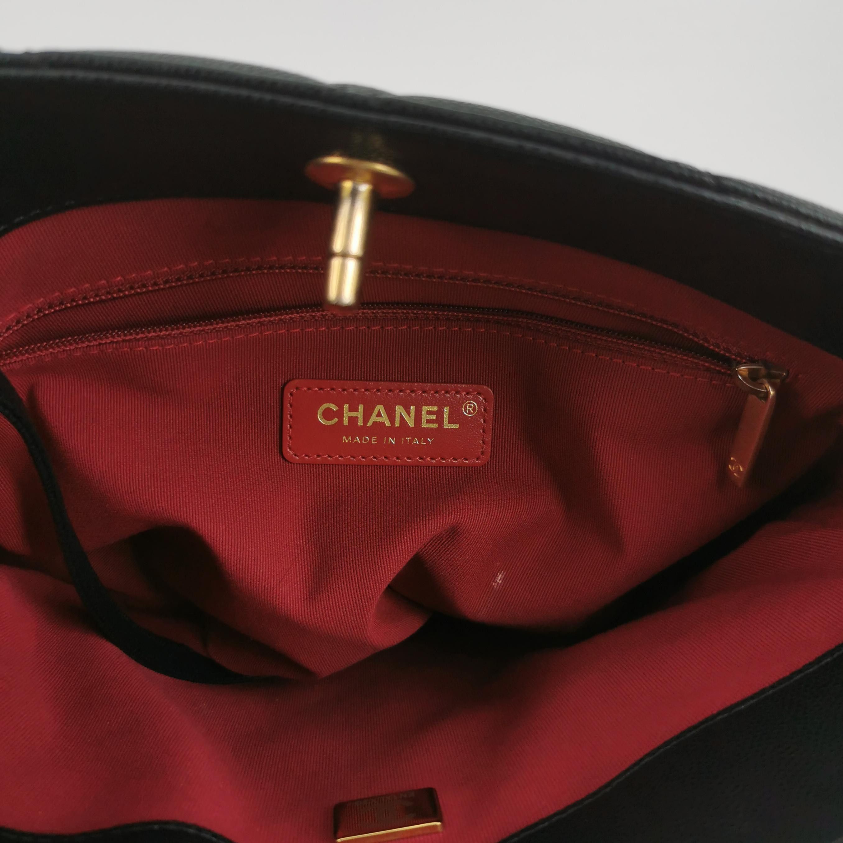Chanel Chanel Women os Shoulder Bags Size ONE SIZE - 8 Thumbnail