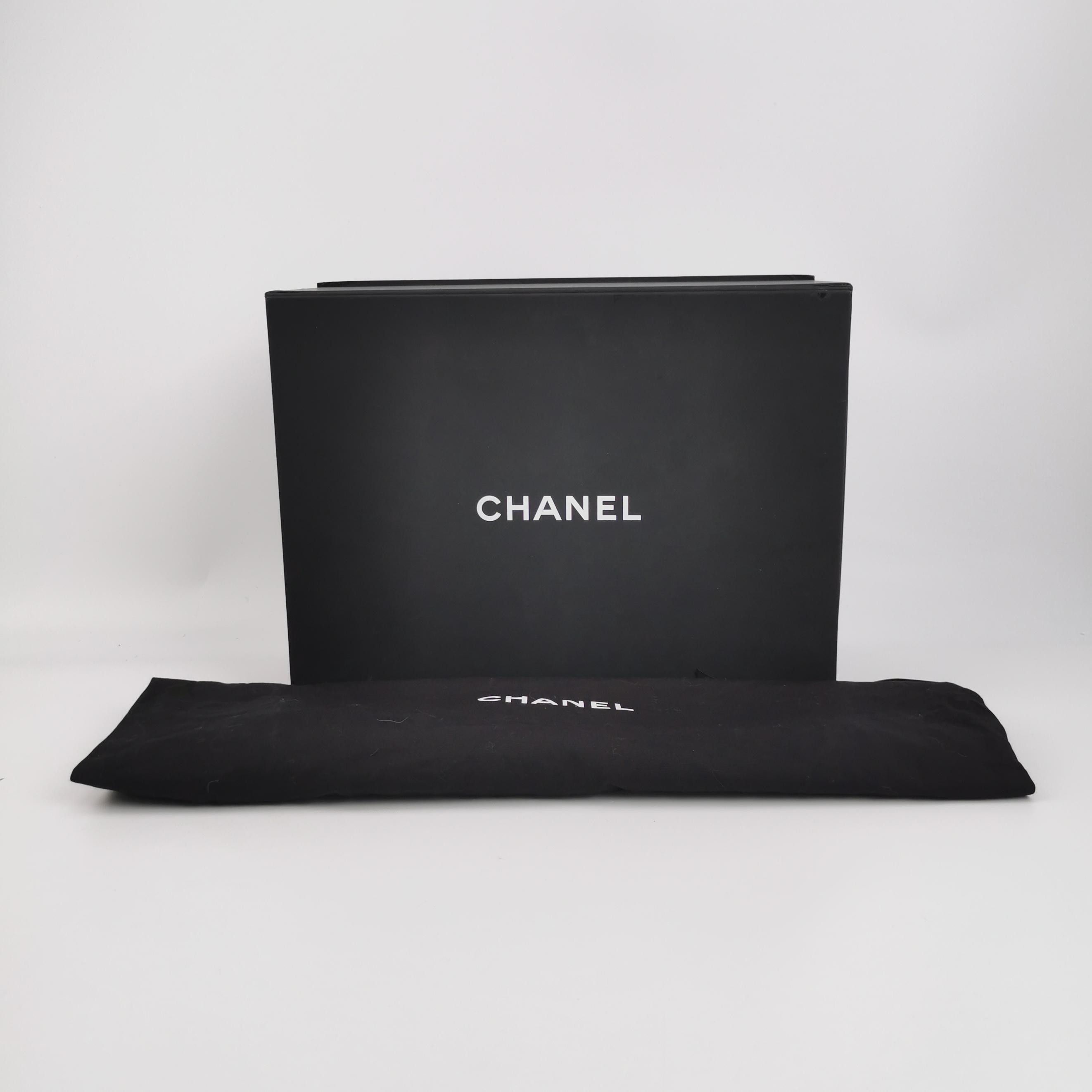 Chanel Chanel Women os Shoulder Bags Size ONE SIZE - 9 Thumbnail