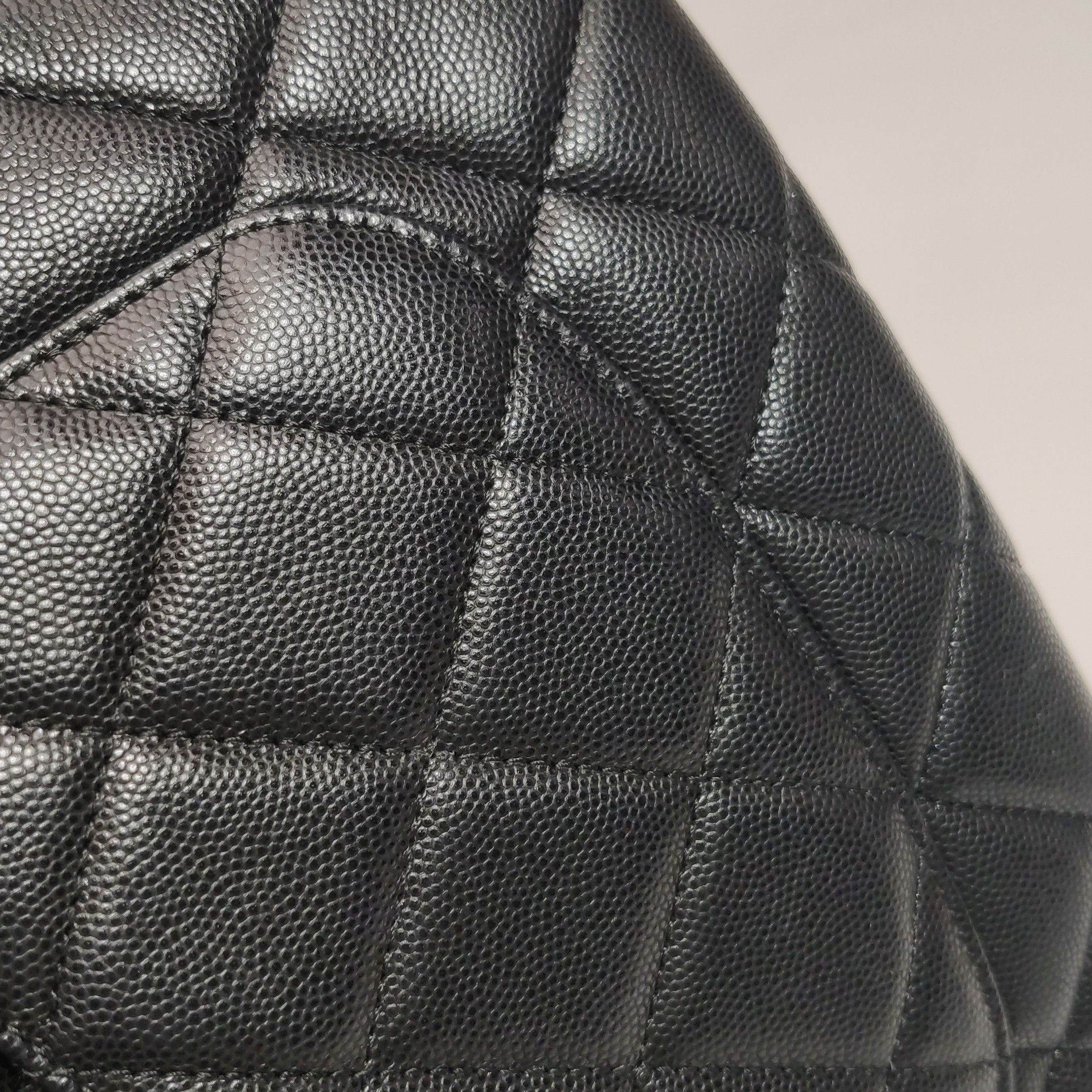 Chanel Chanel Women os Shoulder Bags Size ONE SIZE - 22 Thumbnail