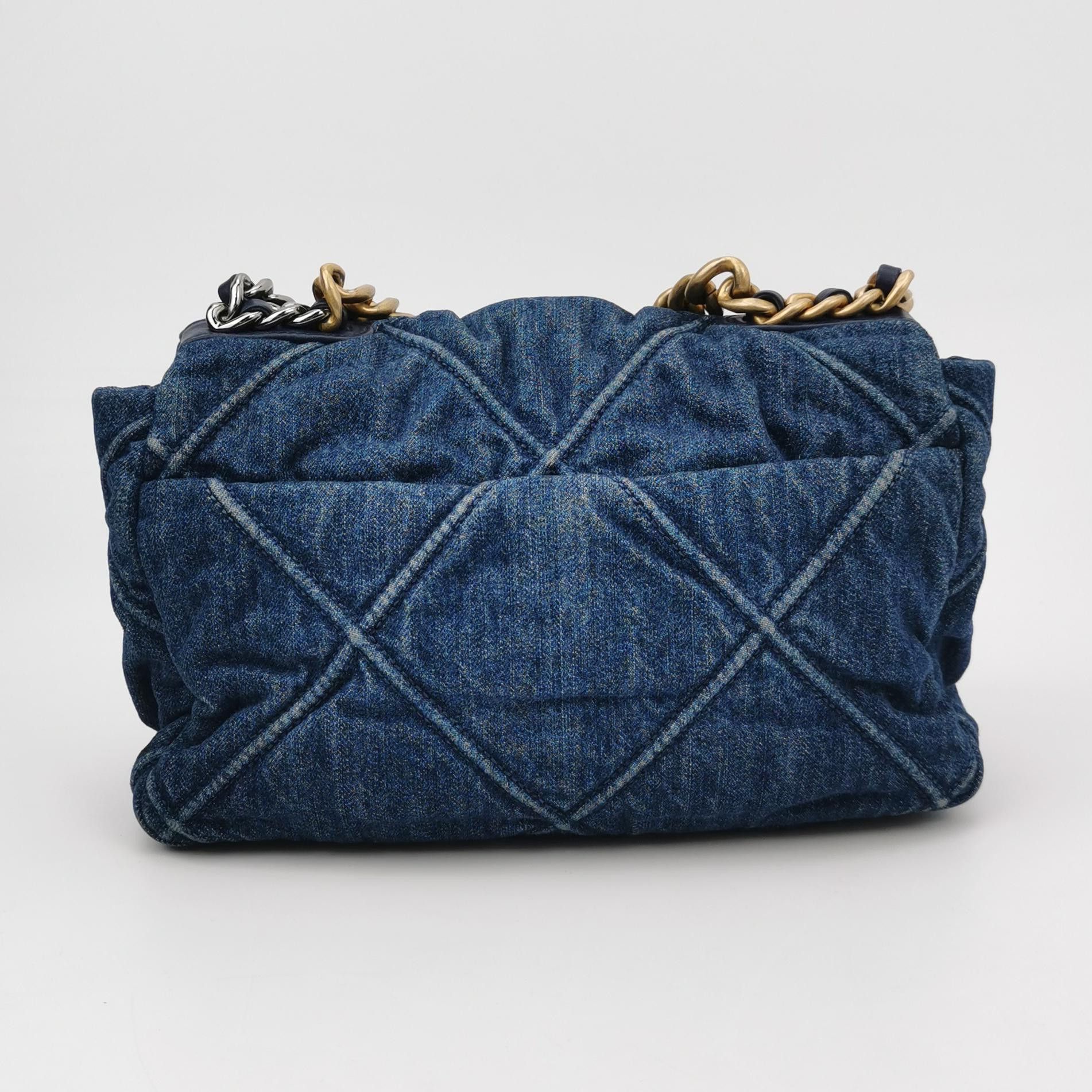 Chanel Chanel Women os Crossbody Bags Size ONE SIZE - 5 Thumbnail