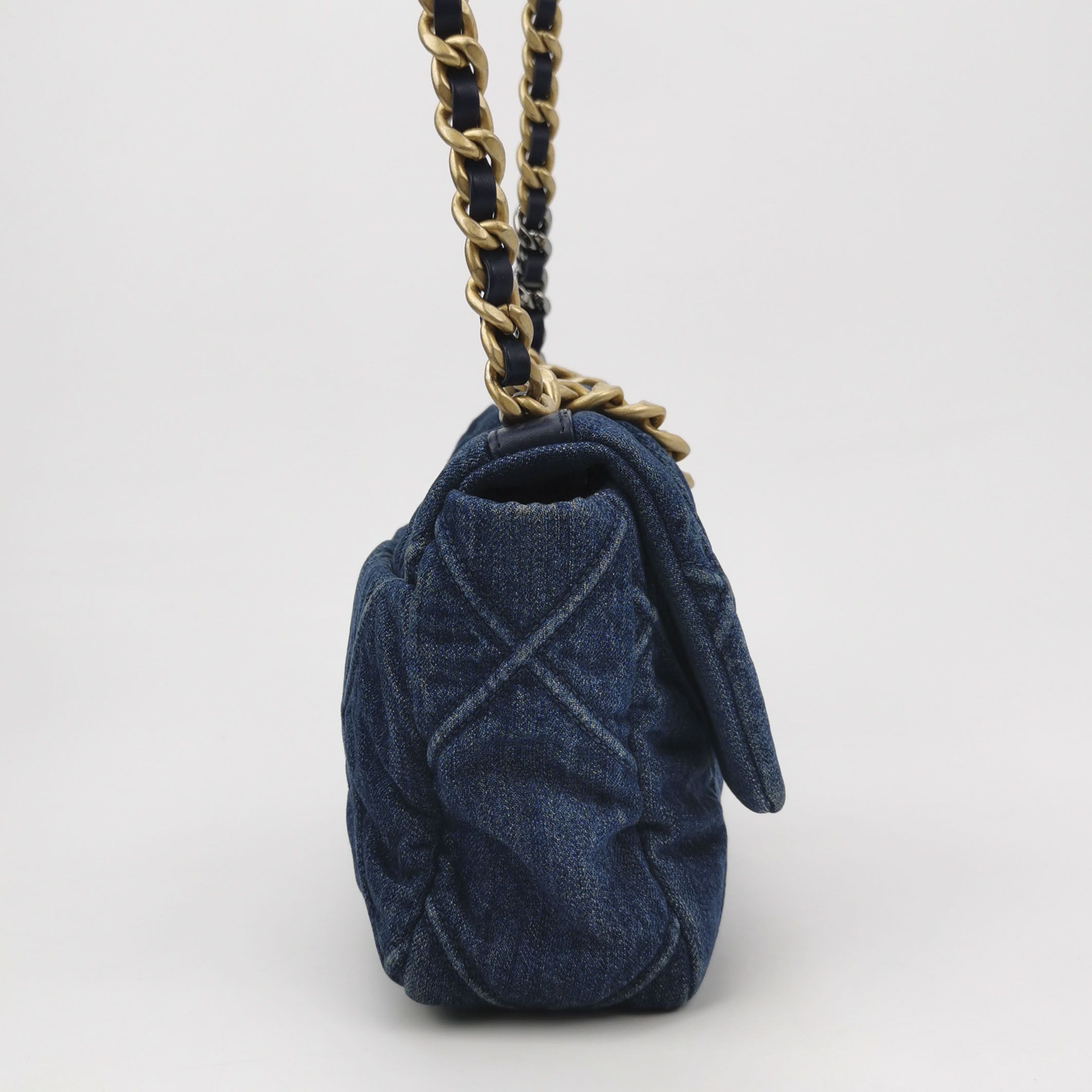 Chanel Chanel Women os Crossbody Bags Size ONE SIZE - 4 Thumbnail