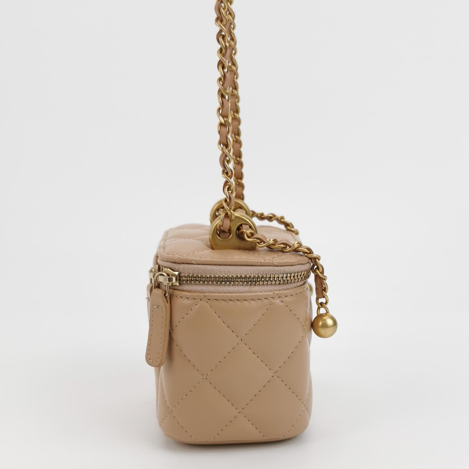 Chanel Chanel Women os Shoulder Bags Size ONE SIZE - 4 Thumbnail