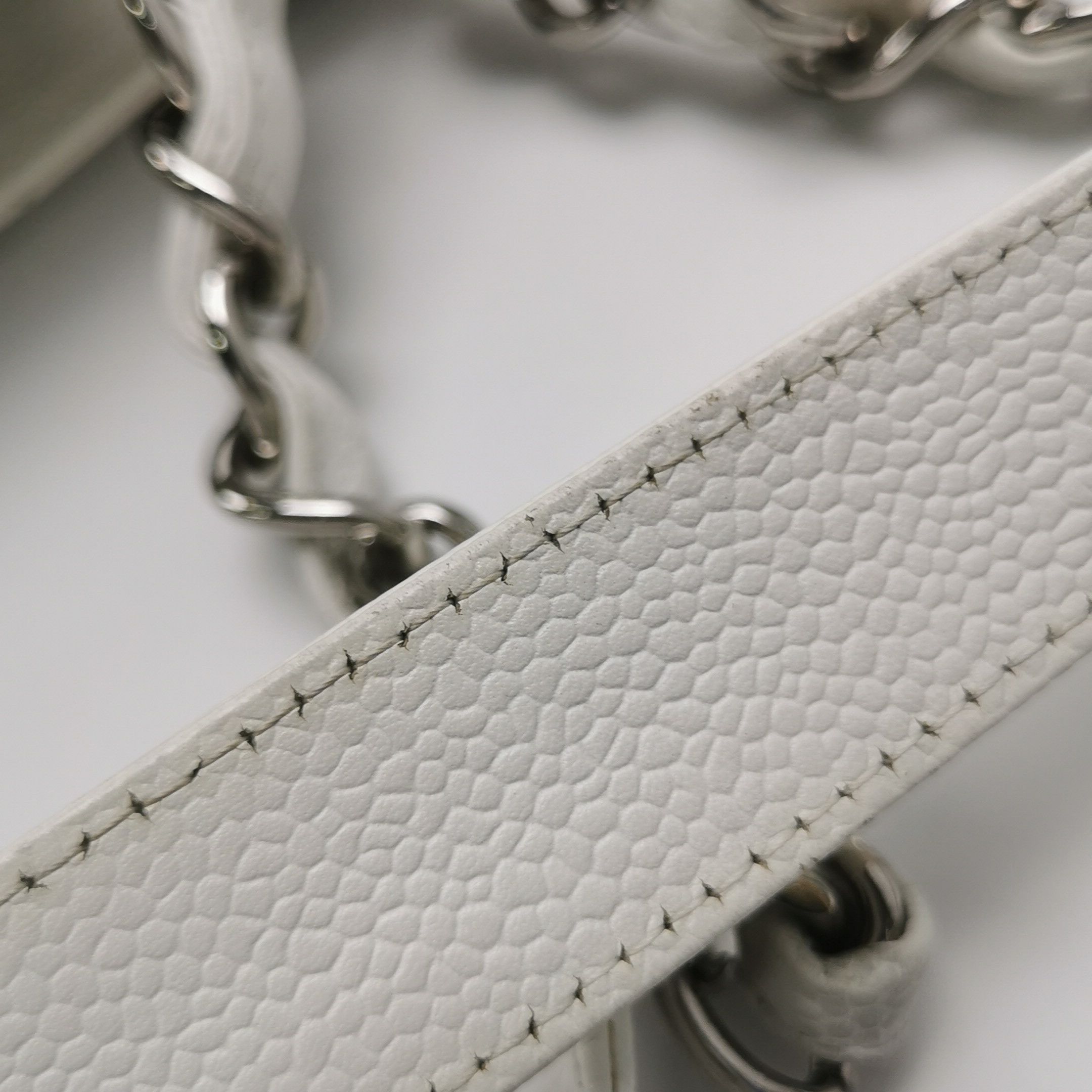 Chanel Chanel Women os Shoulder Bags Size ONE SIZE - 12 Thumbnail