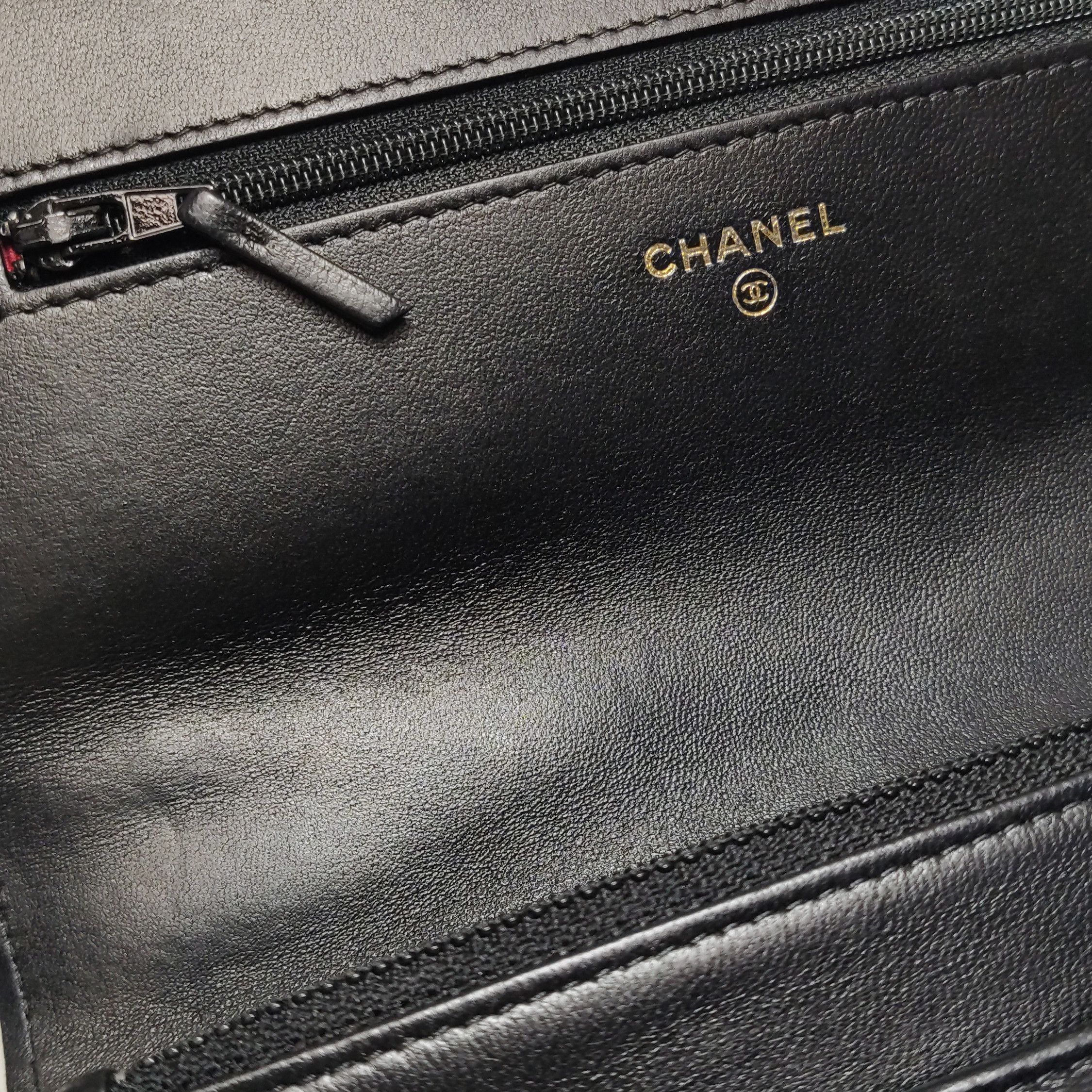 Chanel Chanel Women os Crossbody Bags Size ONE SIZE - 10 Thumbnail