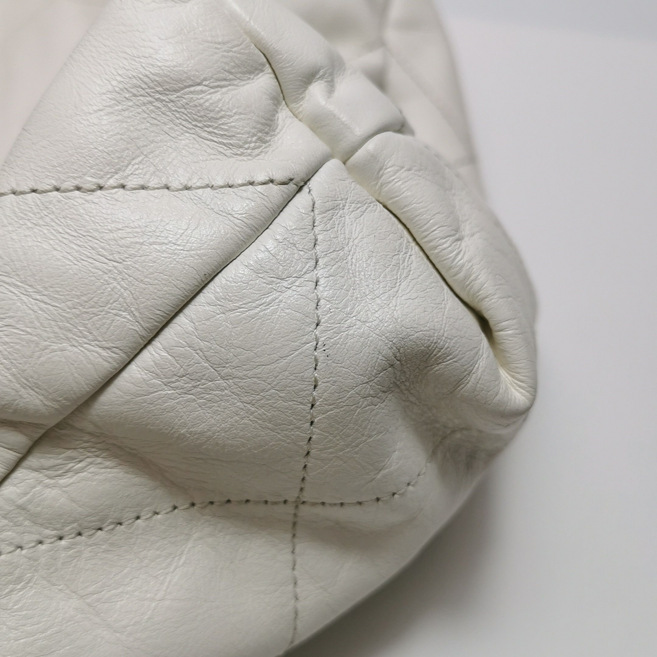 Chanel Chanel Women os Shoulder Bags Size ONE SIZE - 23 Thumbnail