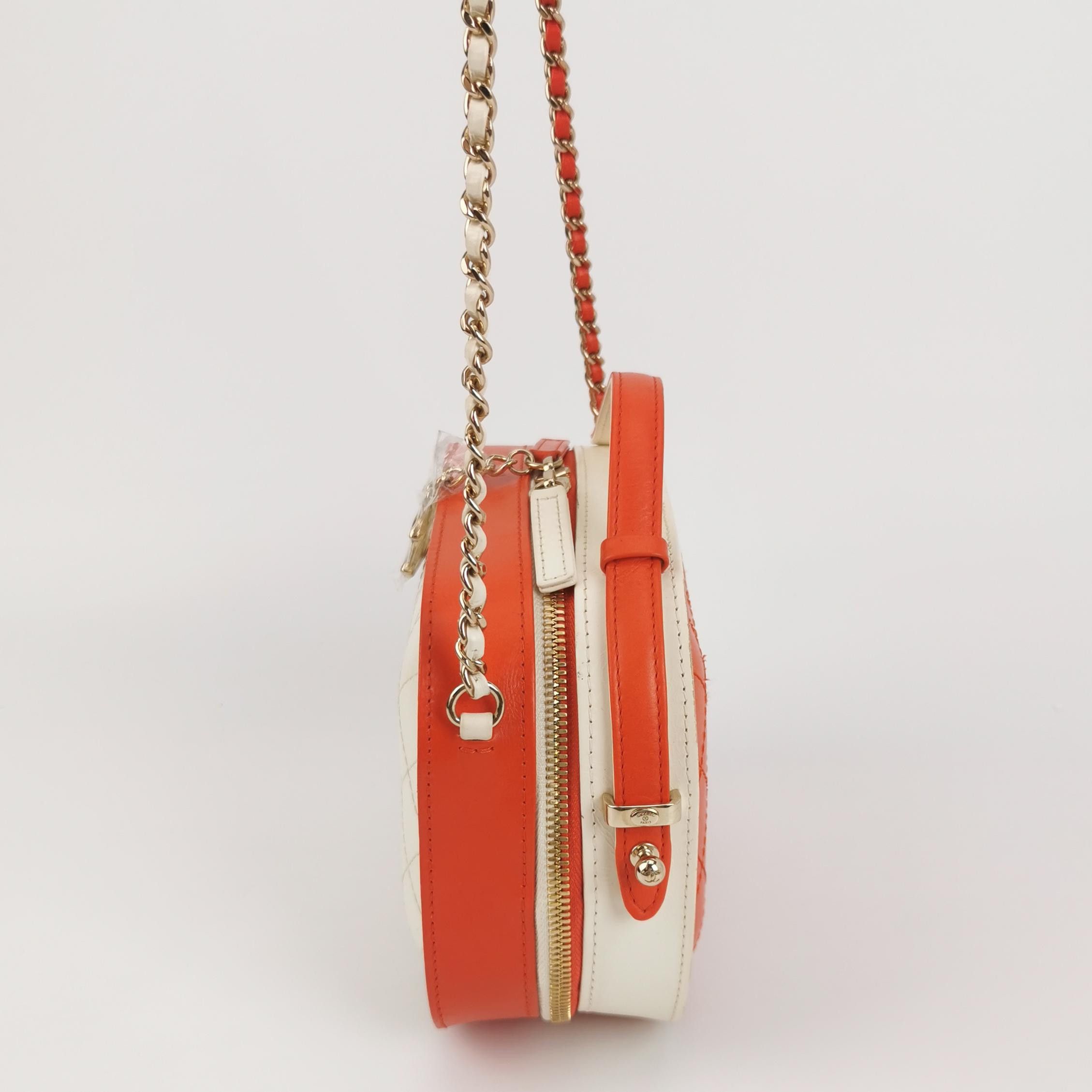 Chanel Chanel Women os Shoulder Bags Size ONE SIZE - 3 Thumbnail