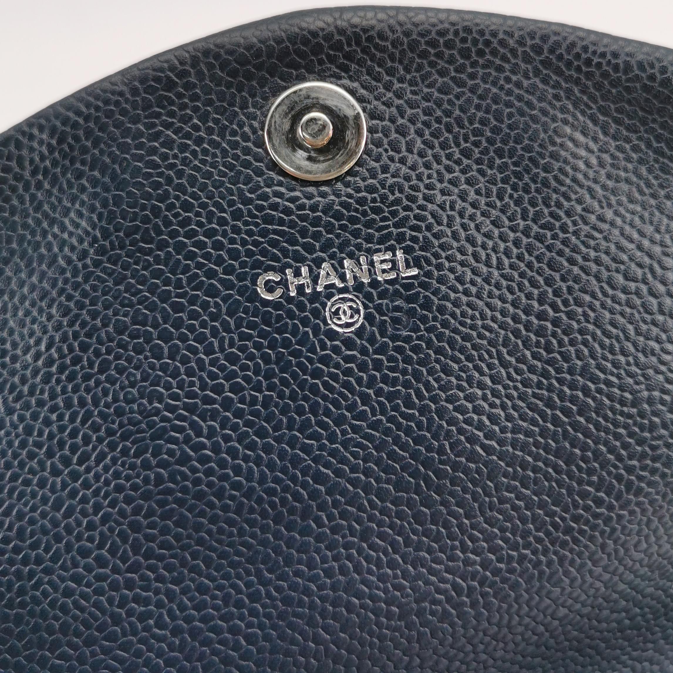 Chanel Chanel Women os Crossbody Bags Size ONE SIZE - 8 Thumbnail