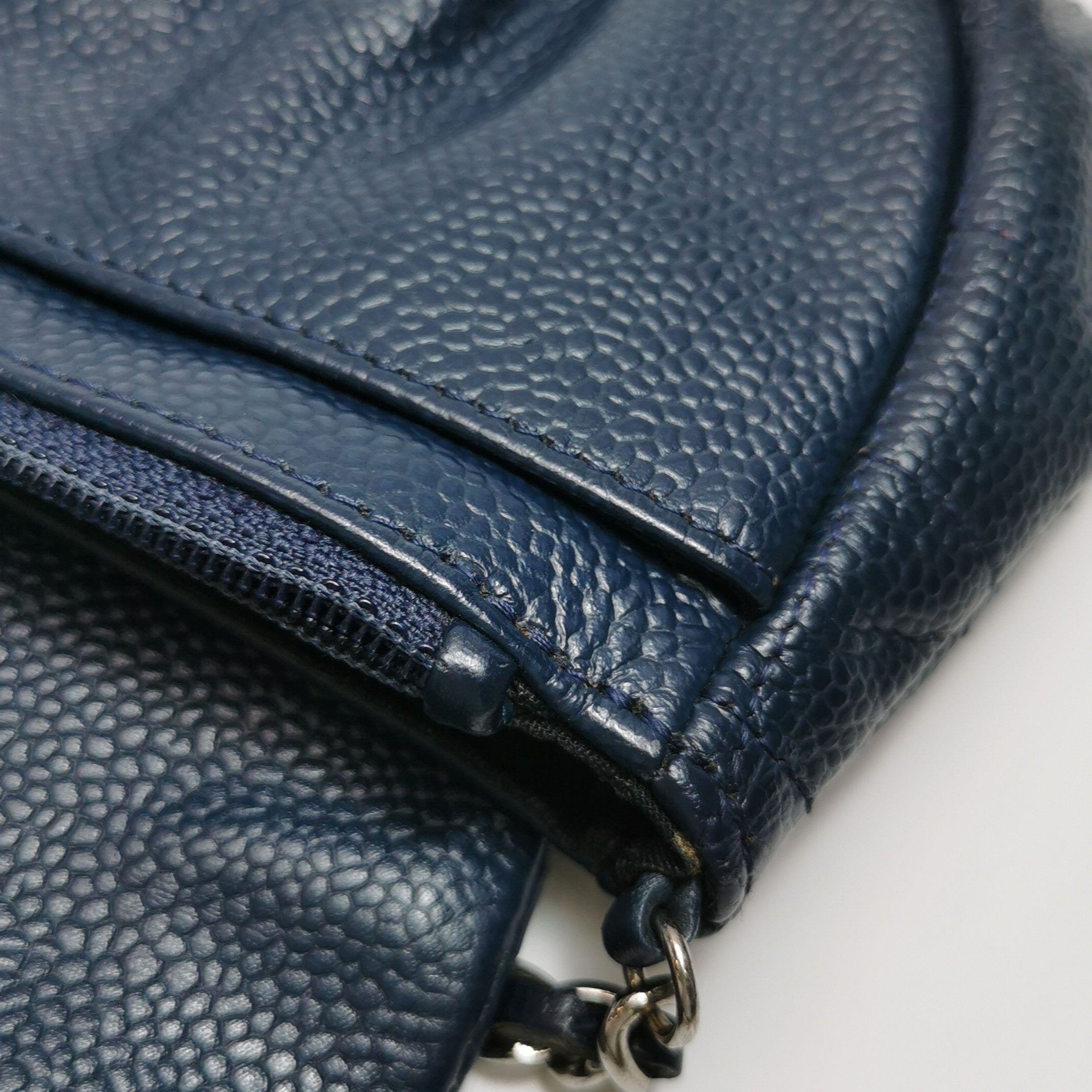 Chanel Chanel Women os Crossbody Bags Size ONE SIZE - 19 Thumbnail