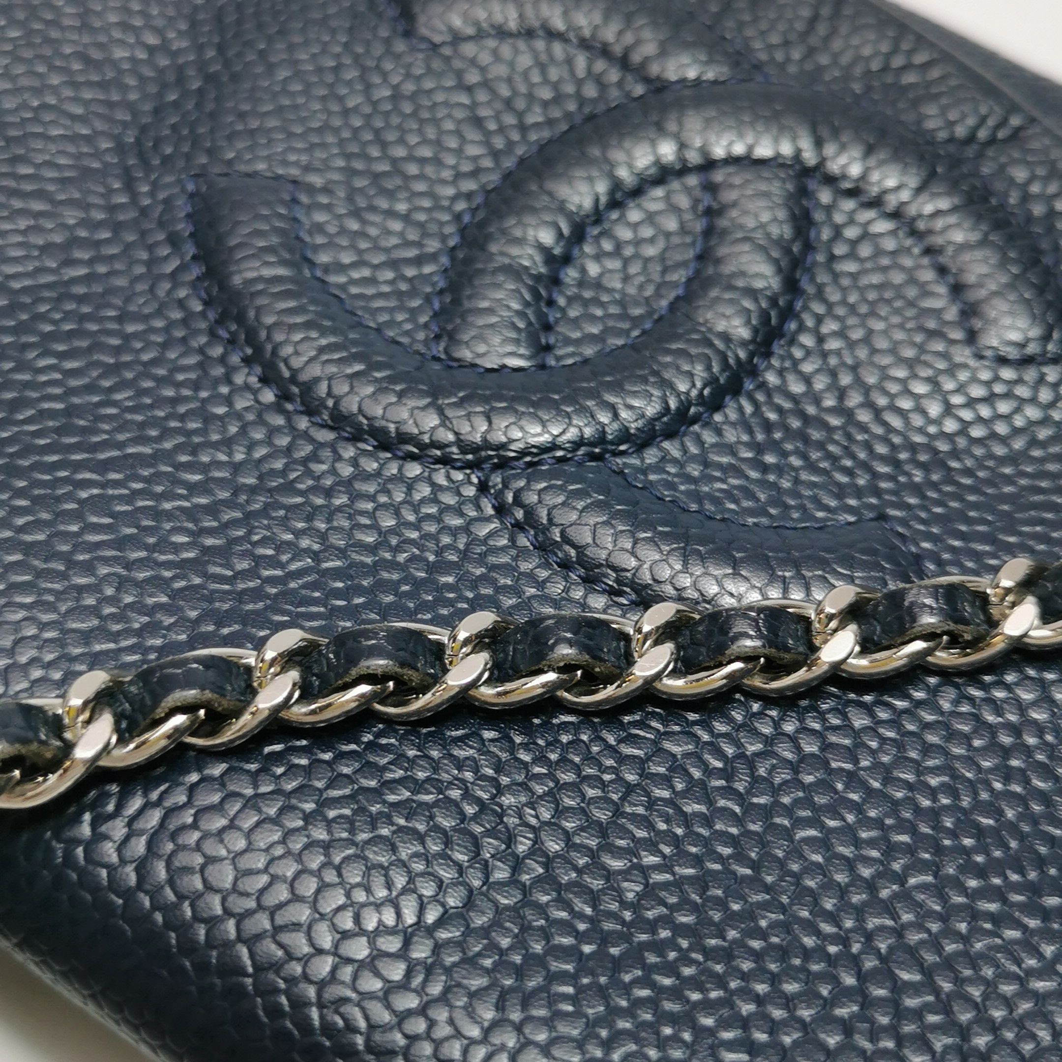 Chanel Chanel Women os Crossbody Bags Size ONE SIZE - 12 Thumbnail