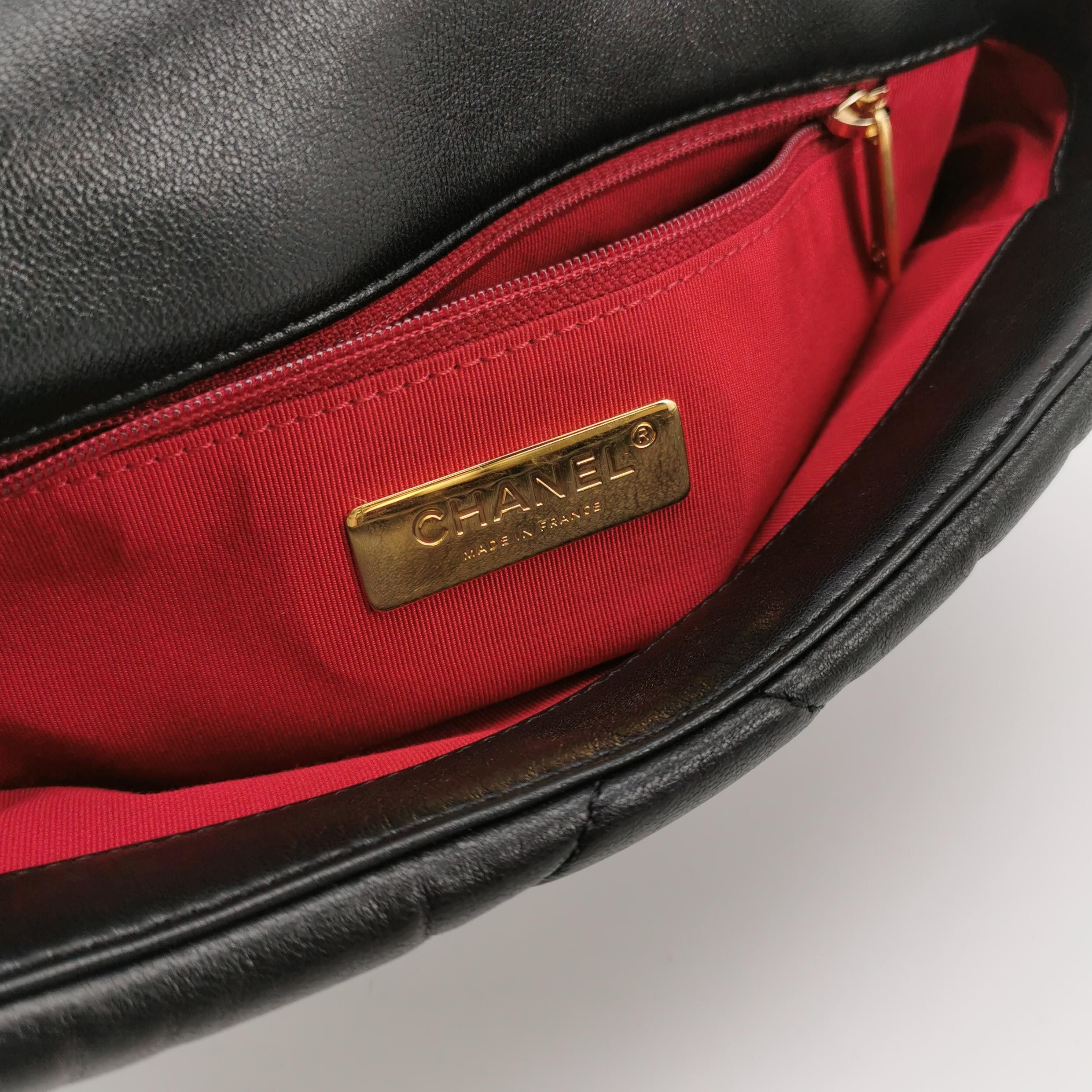 Chanel Chanel Women os Shoulder Bags Size ONE SIZE - 8 Thumbnail