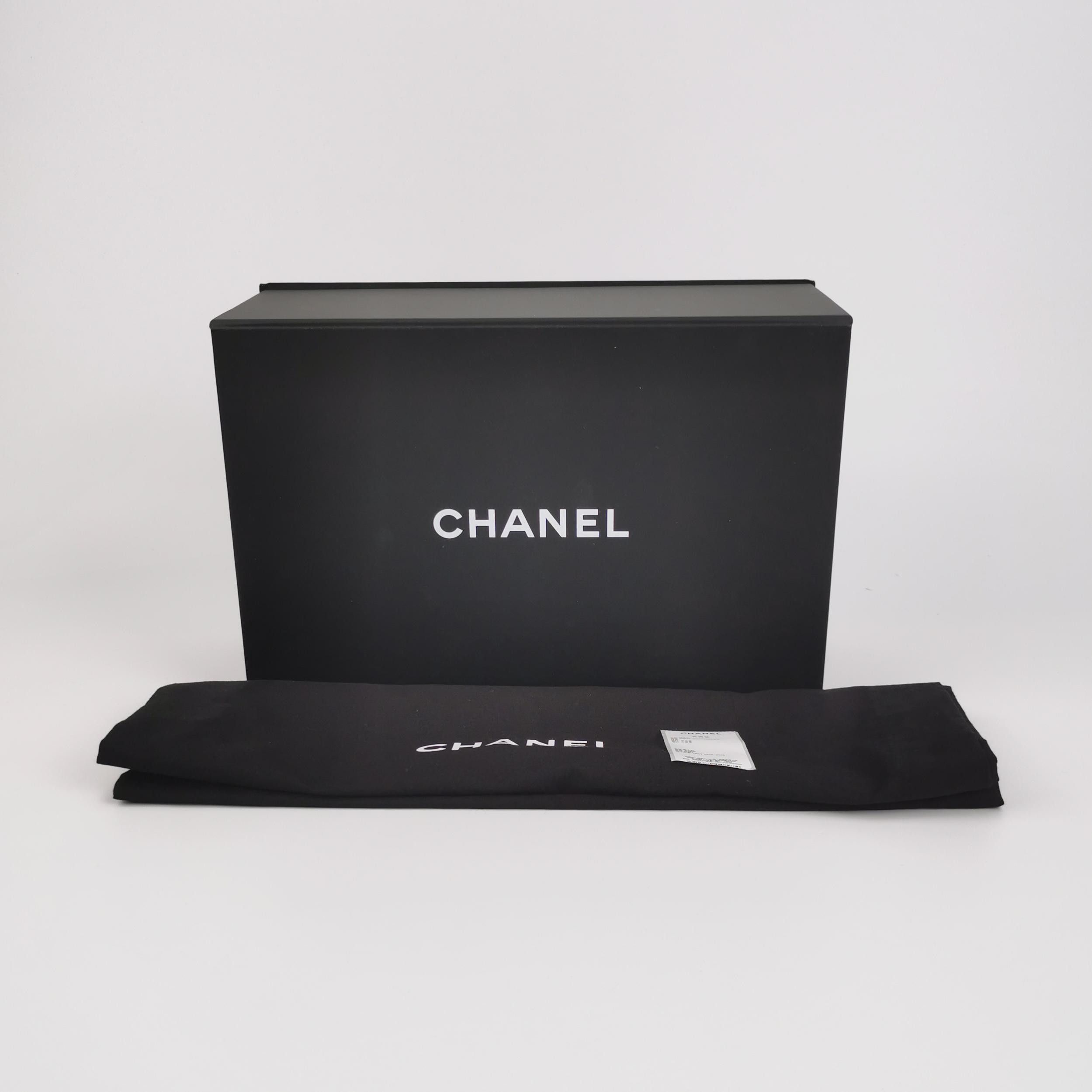 Chanel Chanel Women os Shoulder Bags Size ONE SIZE - 9 Thumbnail