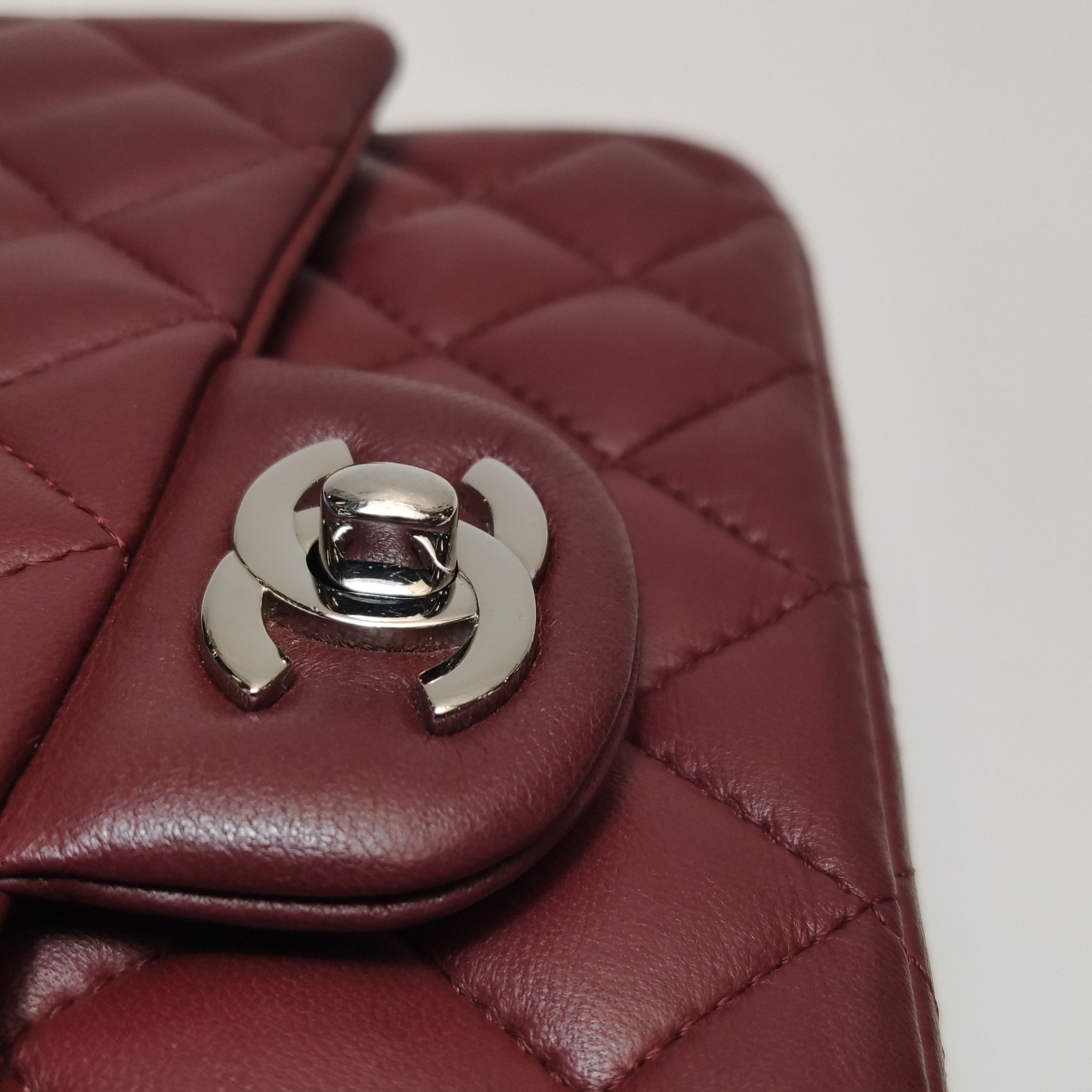 Chanel Chanel Women os Crossbody Bags Size ONE SIZE - 15 Thumbnail