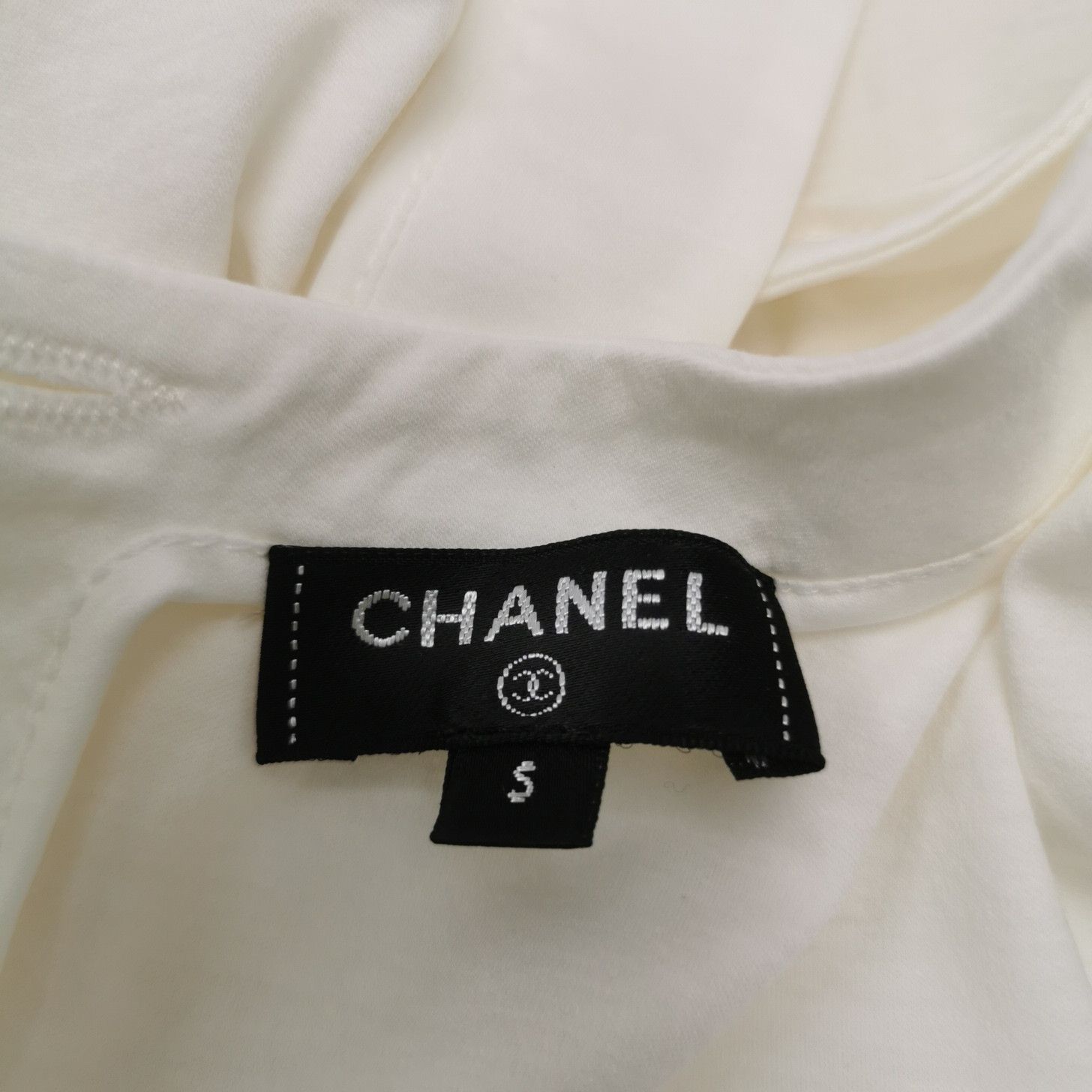 Chanel Chanel Women s Midi Size S / US 4 / IT 40 - 4 Thumbnail