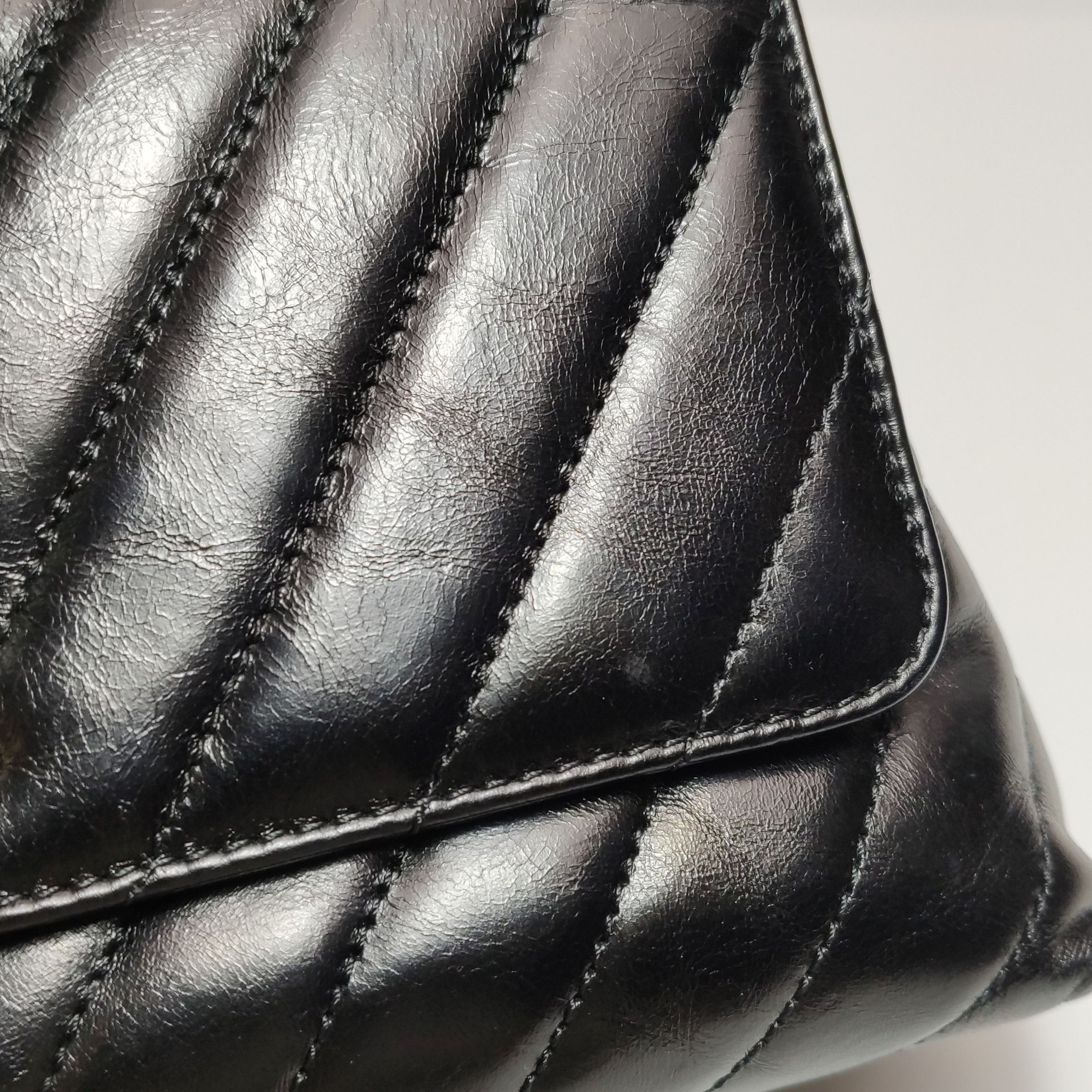 Chanel Chanel Women os Shoulder Bags Size ONE SIZE - 18 Thumbnail
