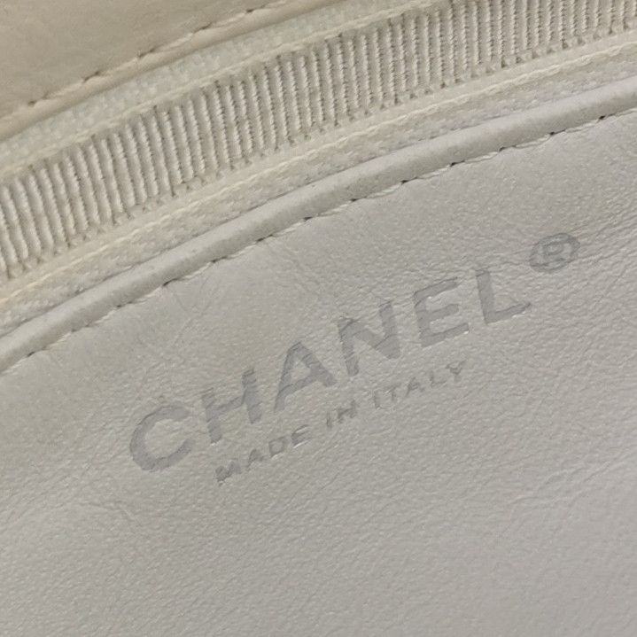 Chanel Chanel Women os Shoulder Bags Size ONE SIZE - 8 Thumbnail