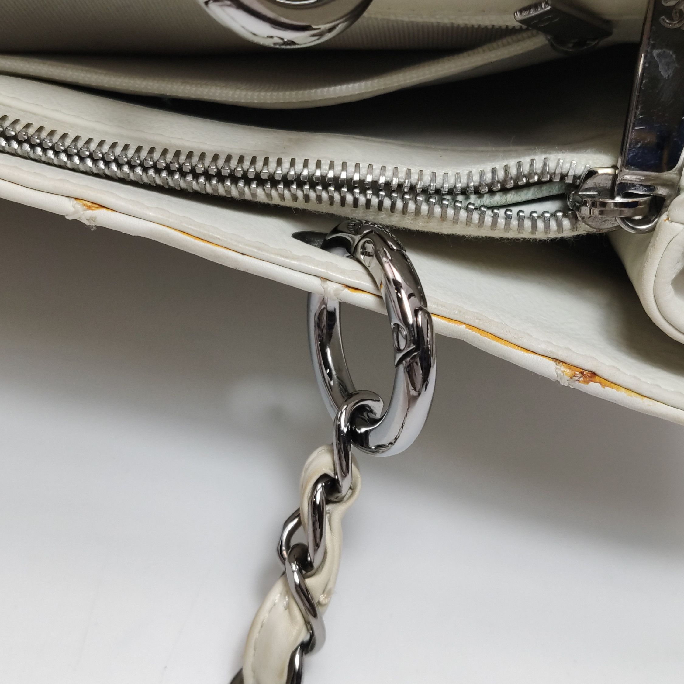 Chanel Chanel Women os Shoulder Bags Size ONE SIZE - 17 Thumbnail