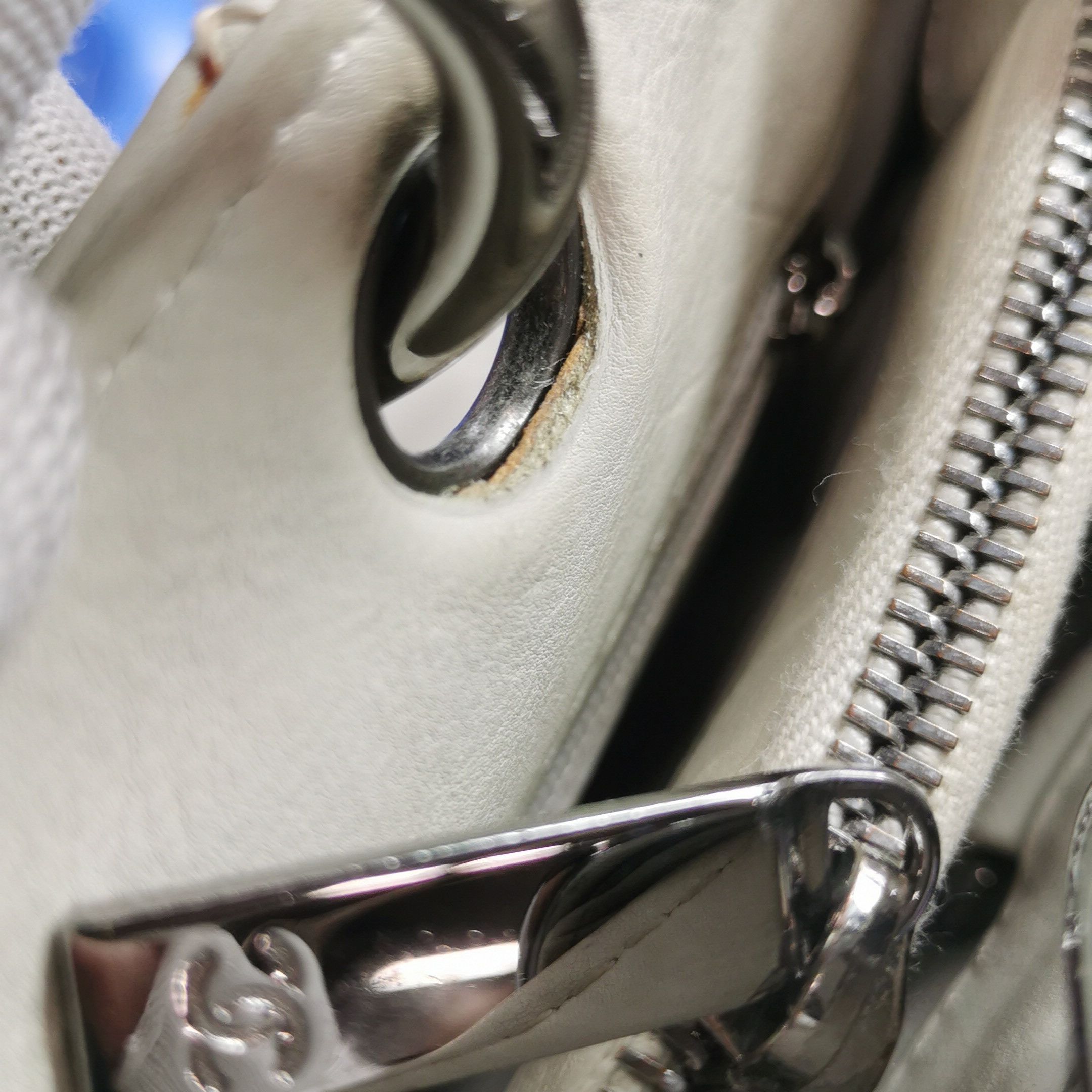 Chanel Chanel Women os Shoulder Bags Size ONE SIZE - 24 Thumbnail