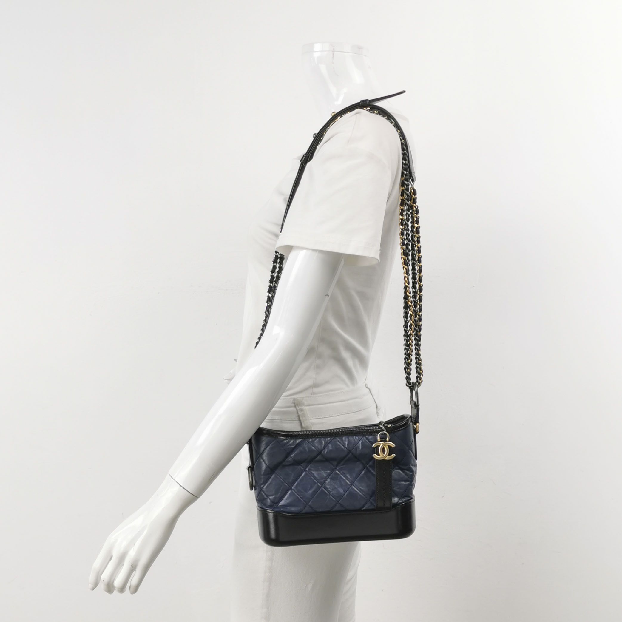 Chanel Chanel Women os Shoulder Bags Size ONE SIZE - 2 Thumbnail