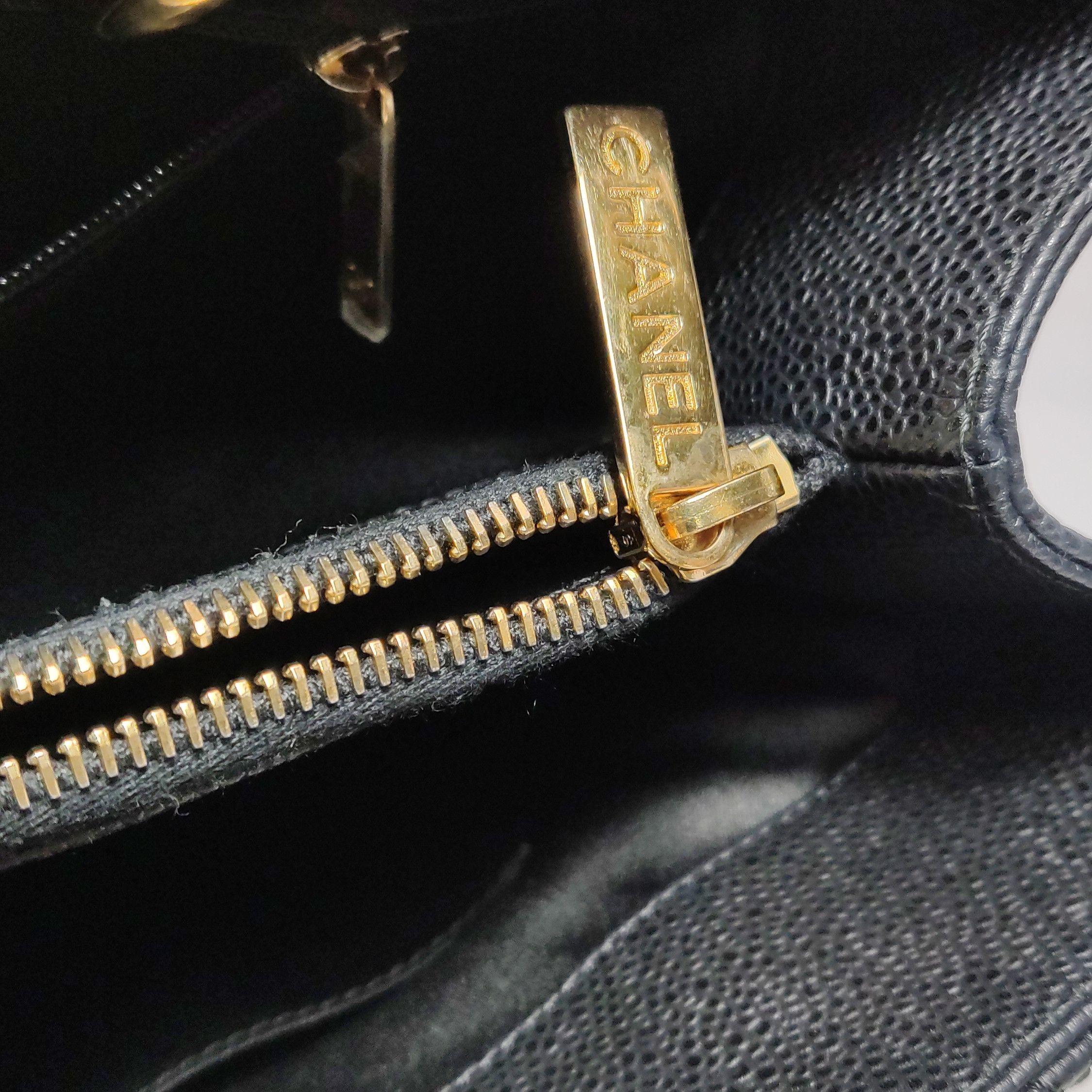 Chanel Chanel Women os Shoulder Bags Size ONE SIZE - 15 Thumbnail