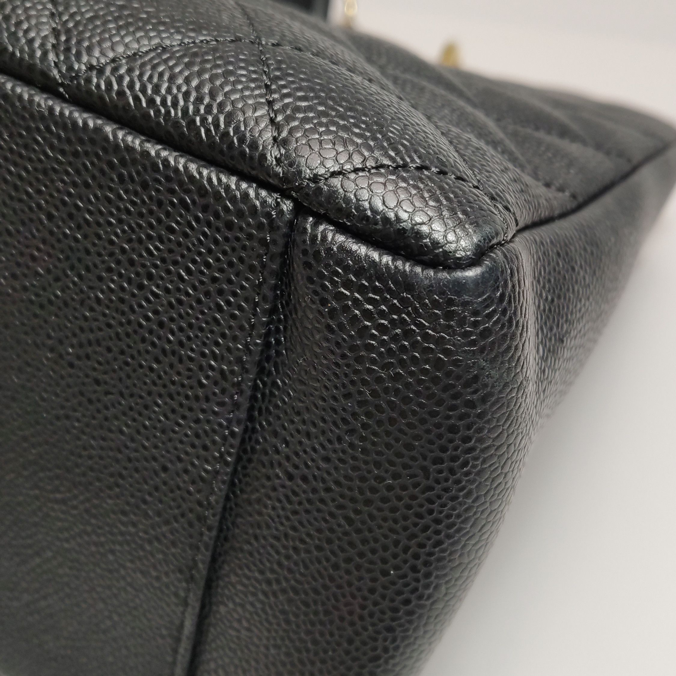 Chanel Chanel Women os Shoulder Bags Size ONE SIZE - 23 Thumbnail