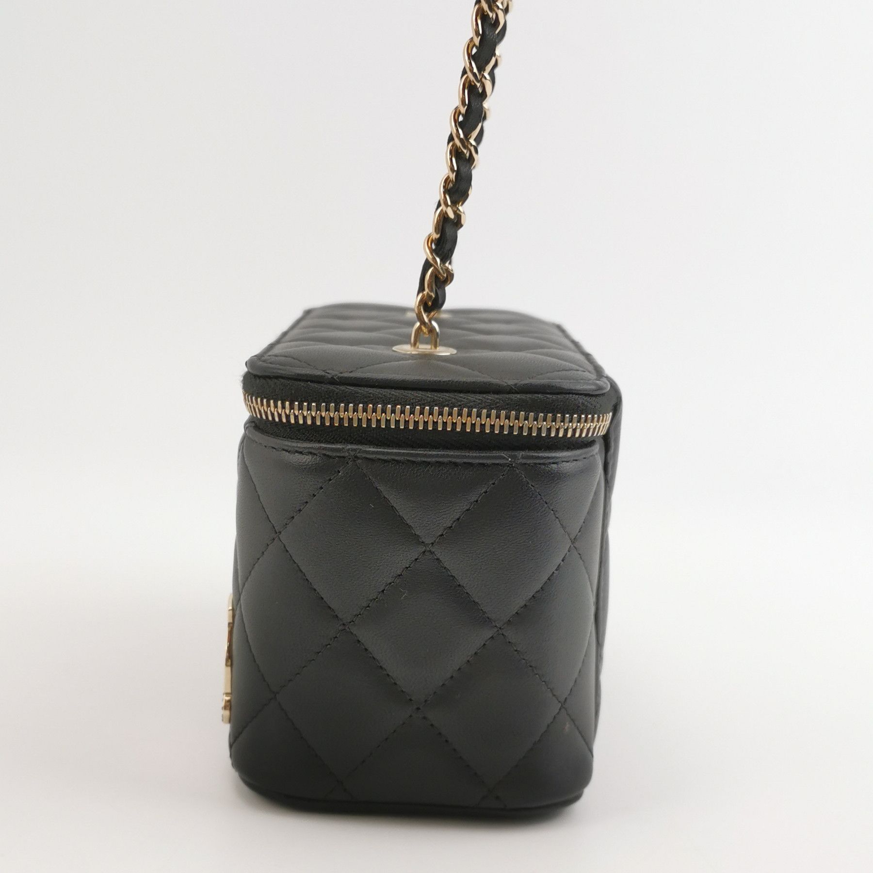 Chanel Chanel Women os Shoulder Bags Size ONE SIZE - 3 Thumbnail