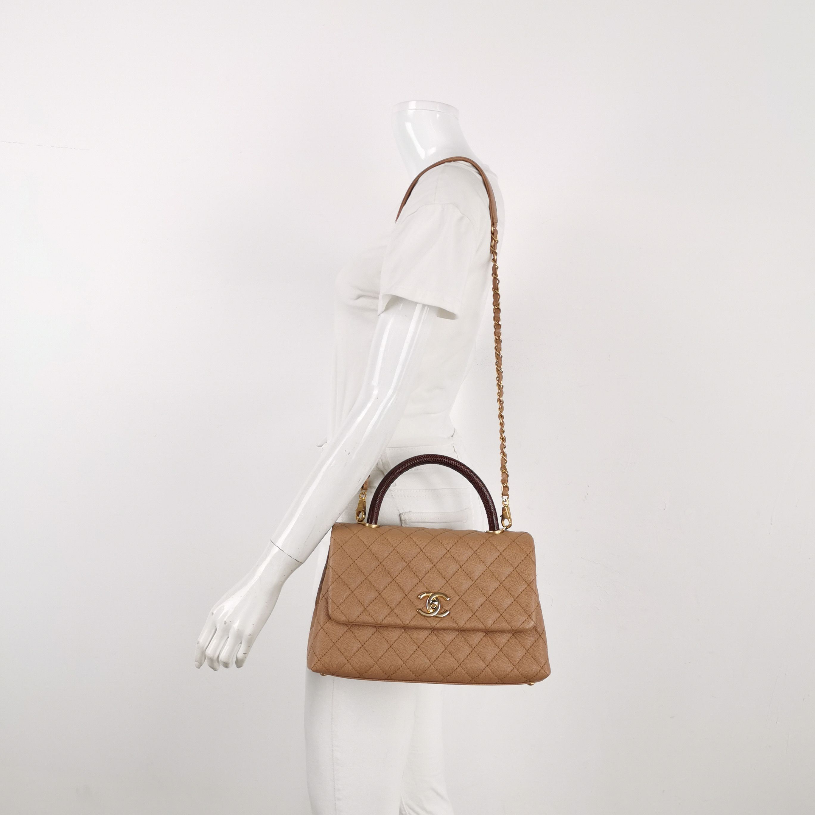 Chanel Chanel Women os Shoulder Bags Size ONE SIZE - 2 Thumbnail