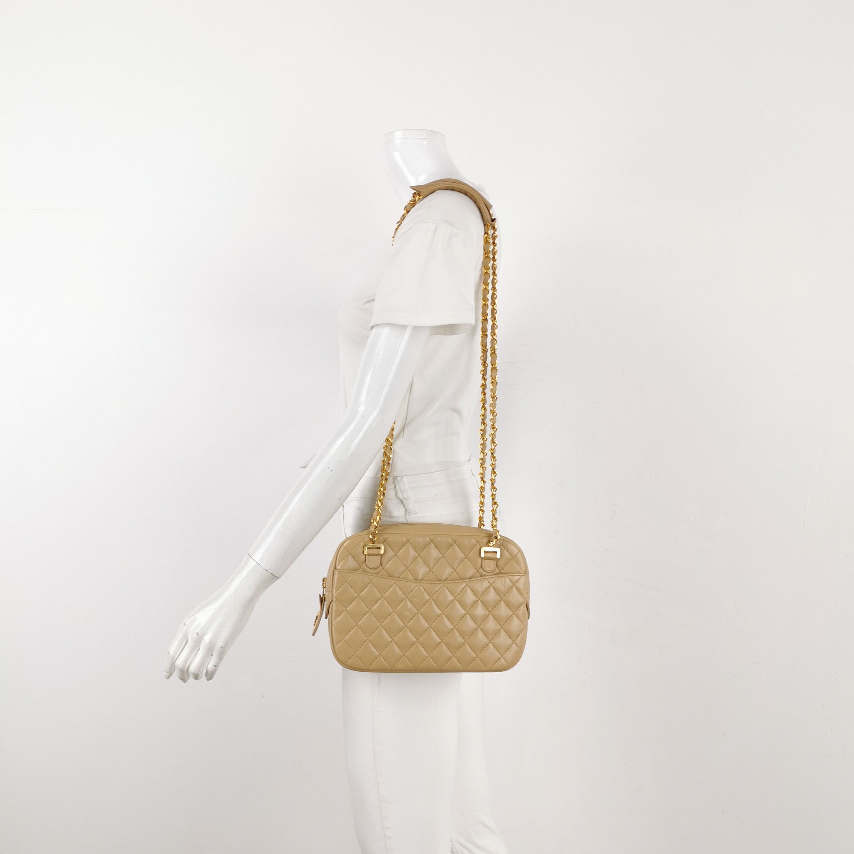 Chanel Chanel Women os Shoulder Bags Size ONE SIZE - 2 Thumbnail