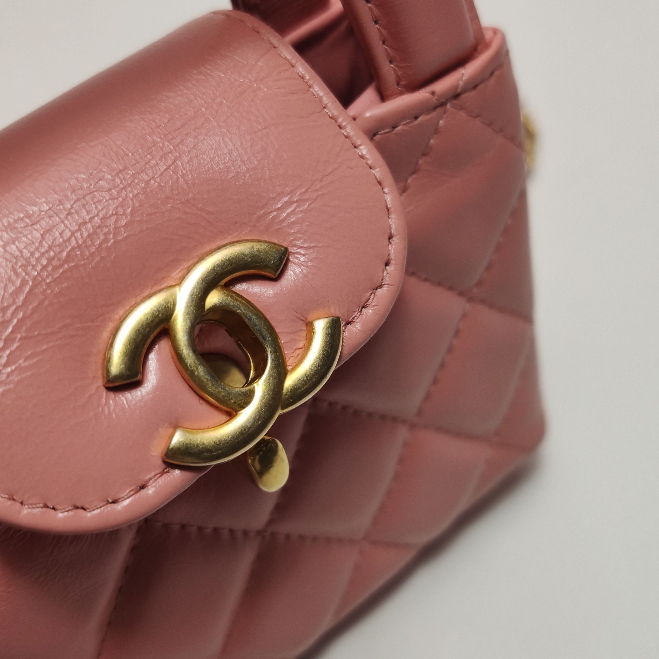 Chanel Chanel Women os Shoulder Bags Size ONE SIZE - 12 Thumbnail