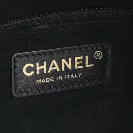 Chanel Chanel Women os Shoulder Bags Size ONE SIZE - 8 Thumbnail