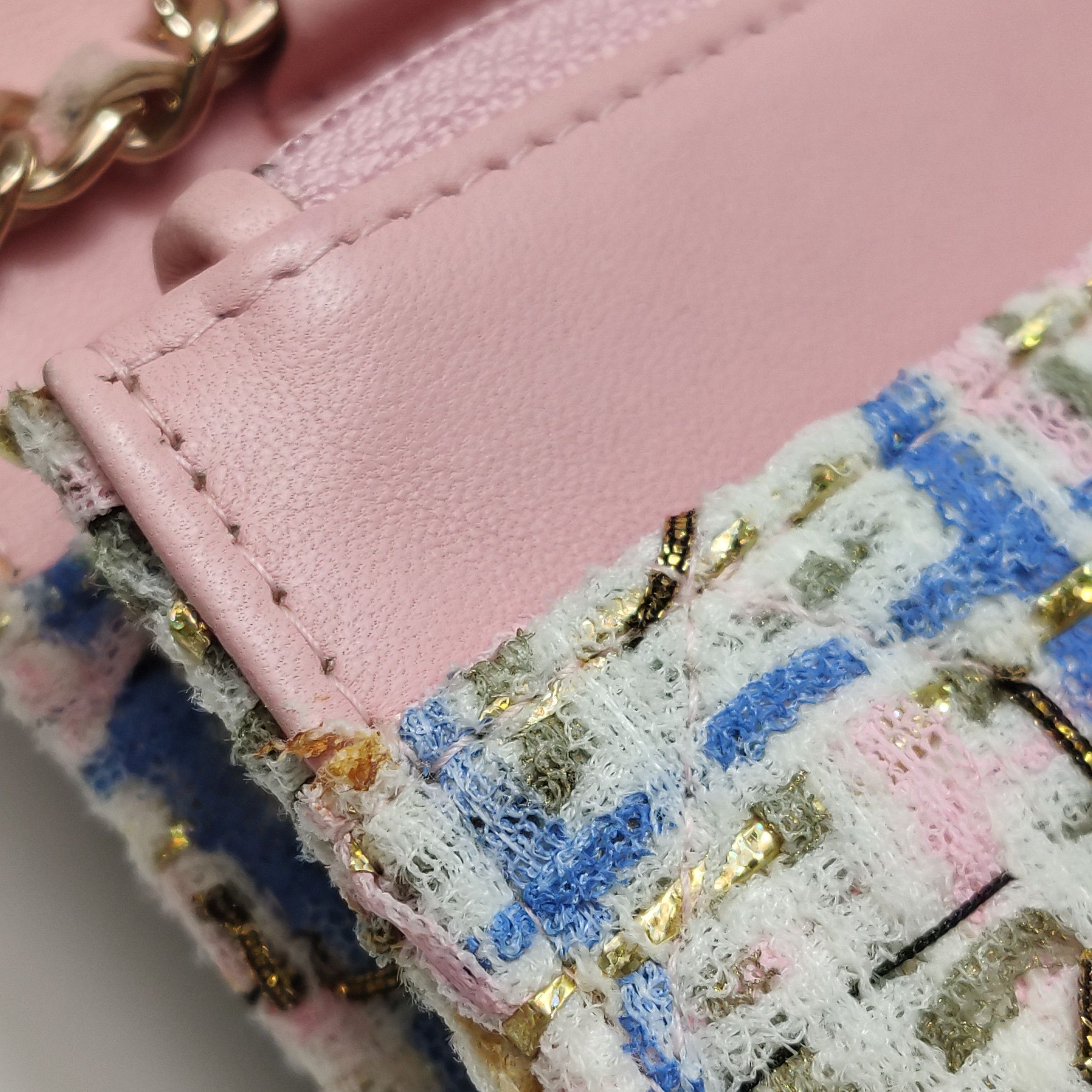 Chanel Chanel Women os Crossbody Bags Size ONE SIZE - 14 Thumbnail