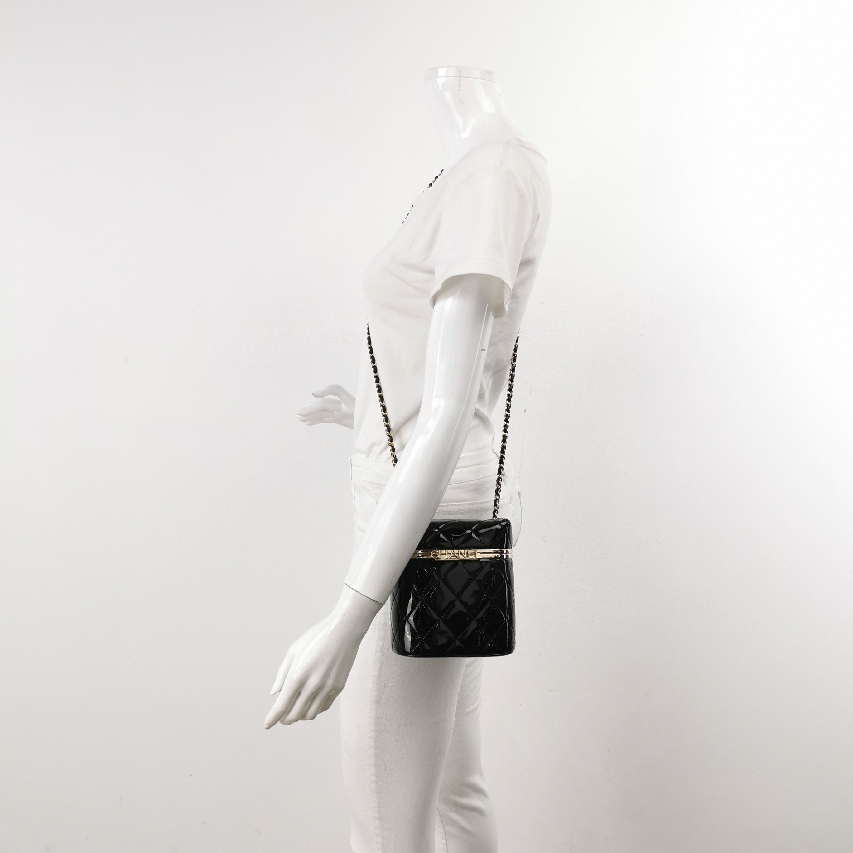 Chanel Chanel Women os Shoulder Bags Size ONE SIZE - 2 Thumbnail