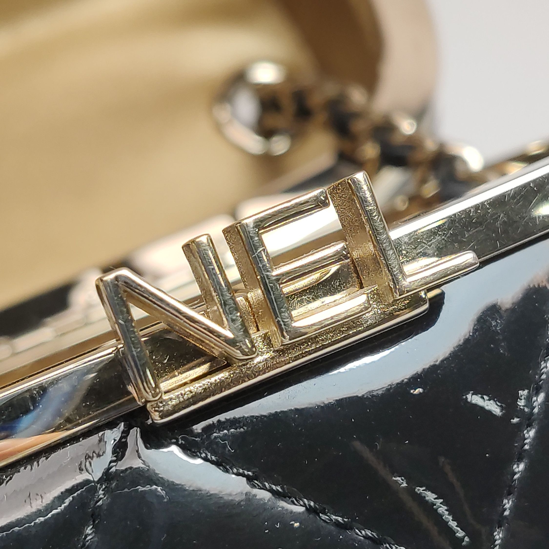 Chanel Chanel Women os Shoulder Bags Size ONE SIZE - 11 Thumbnail