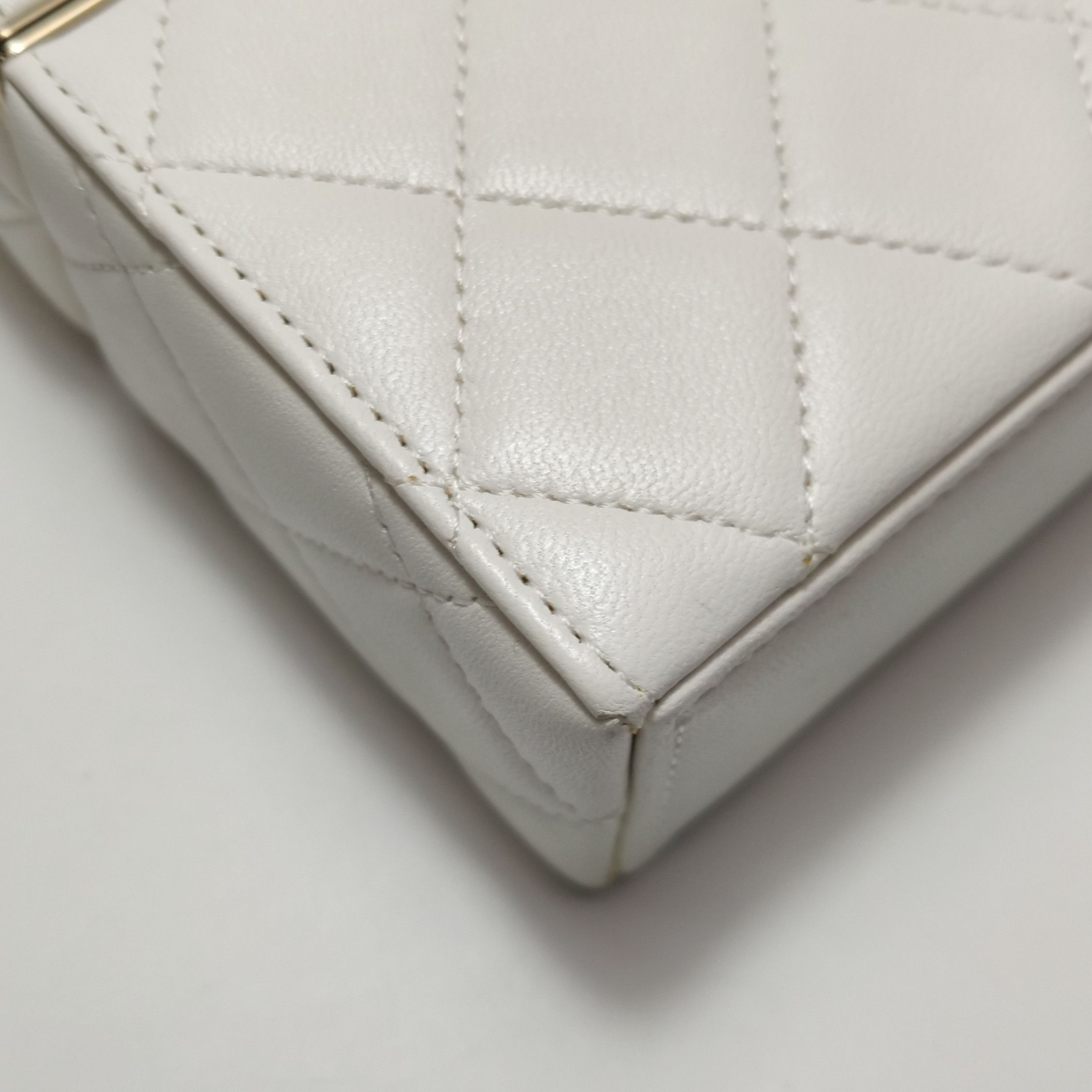 Chanel Chanel Women os Shoulder Bags Size ONE SIZE - 18 Thumbnail