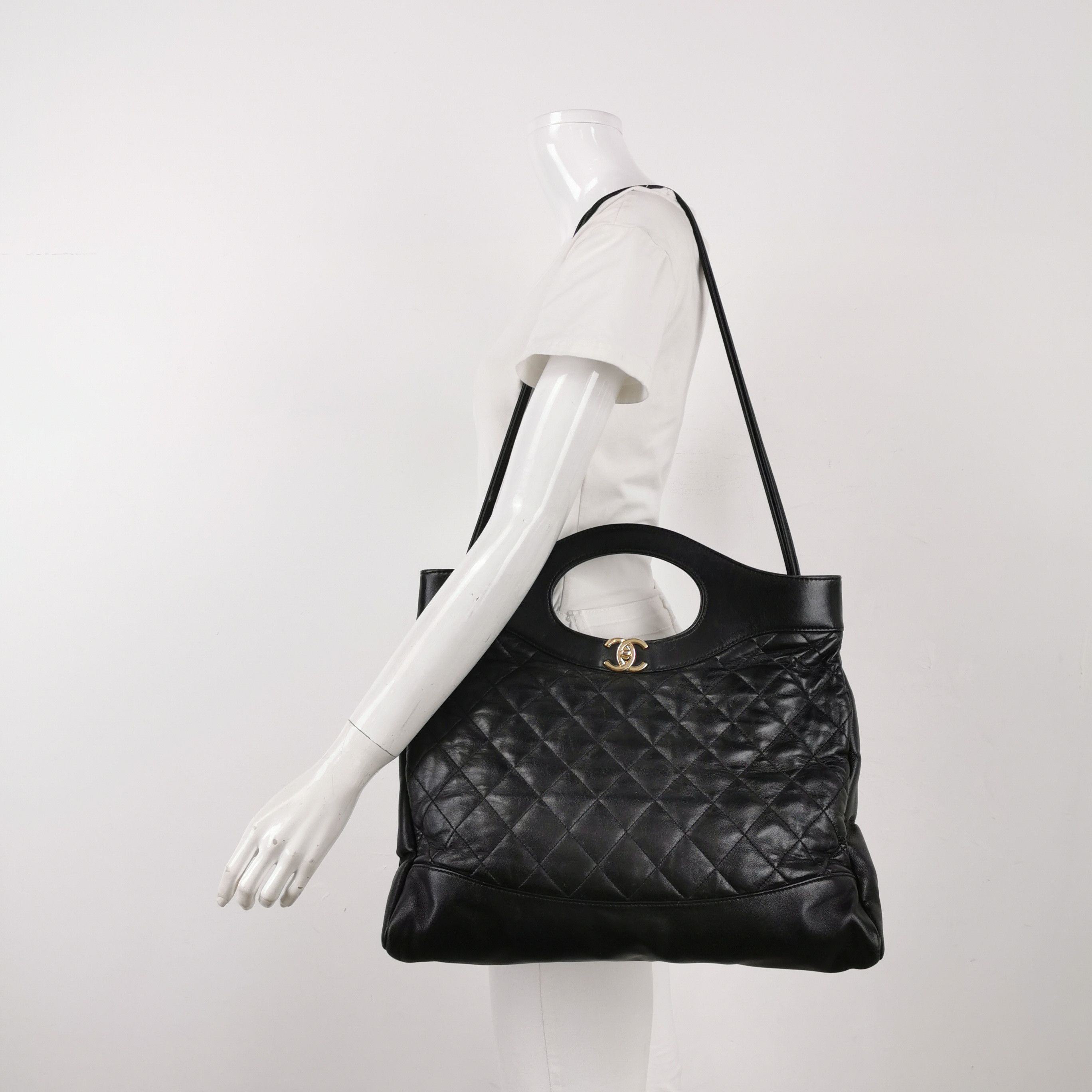 Chanel Chanel Women os Shoulder Bags Size ONE SIZE - 2 Thumbnail