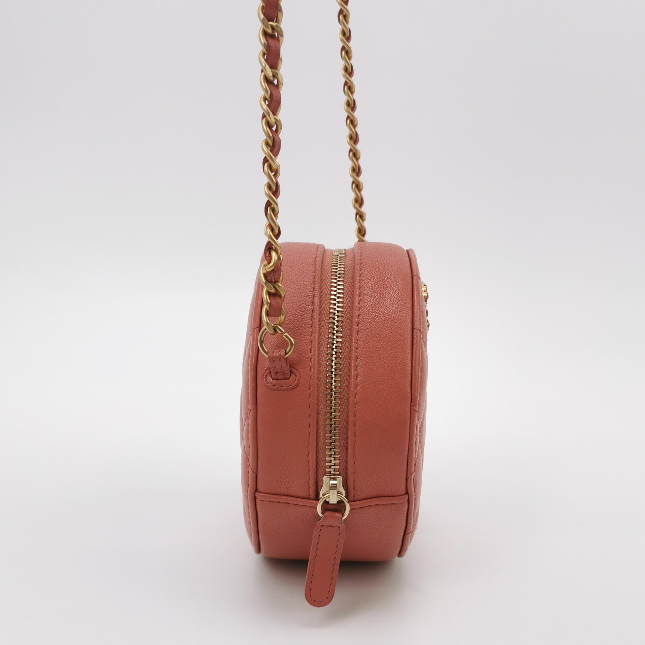 Chanel Chanel Women os Shoulder Bags Size ONE SIZE - 4 Thumbnail