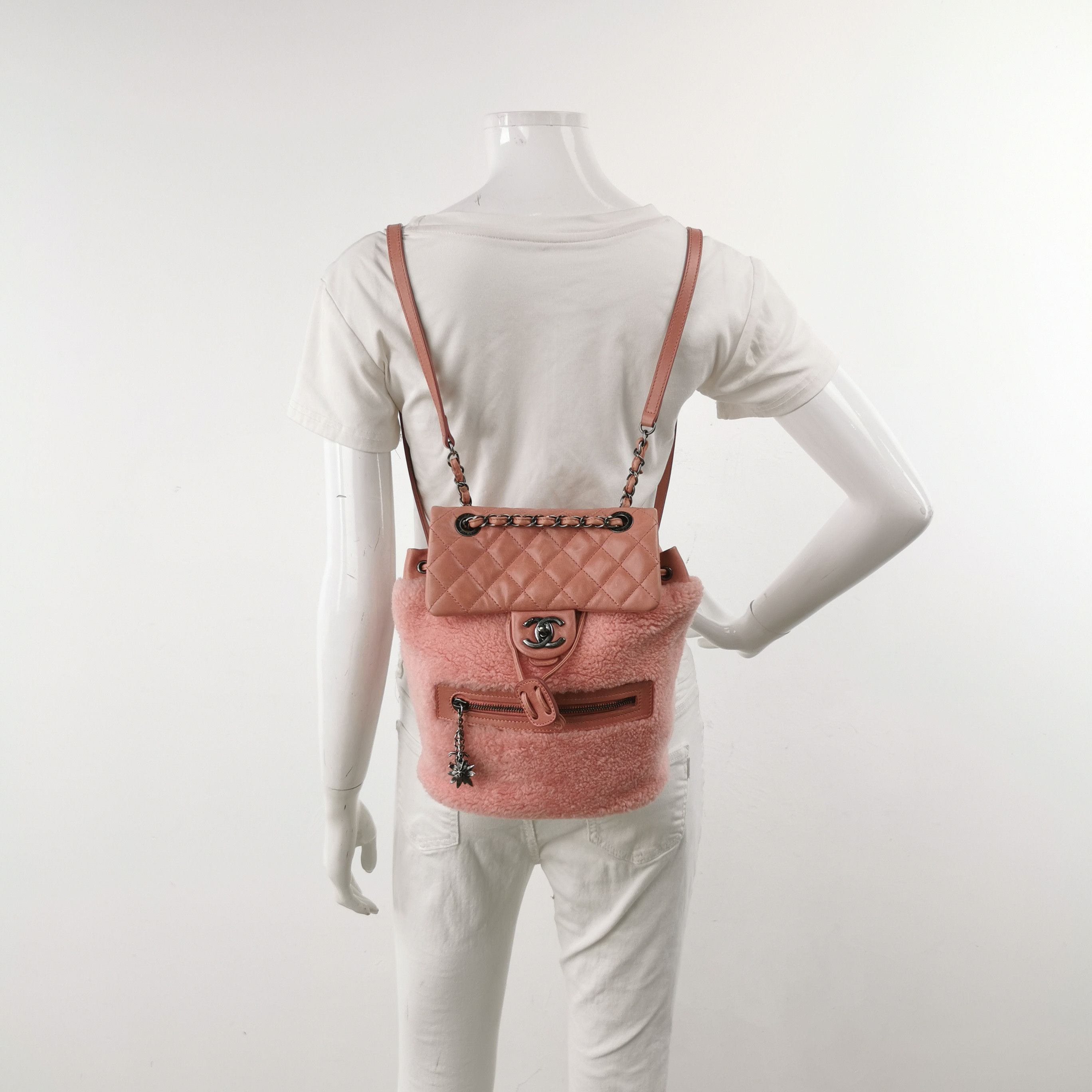 Chanel Chanel Women os Backpacks Size ONE SIZE - 2 Thumbnail