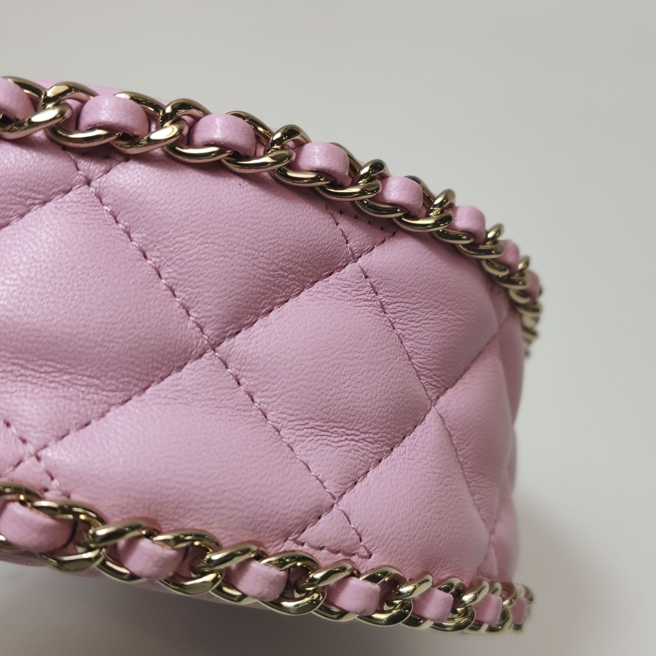Chanel Chanel Women os Crossbody Bags Size ONE SIZE - 24 Thumbnail