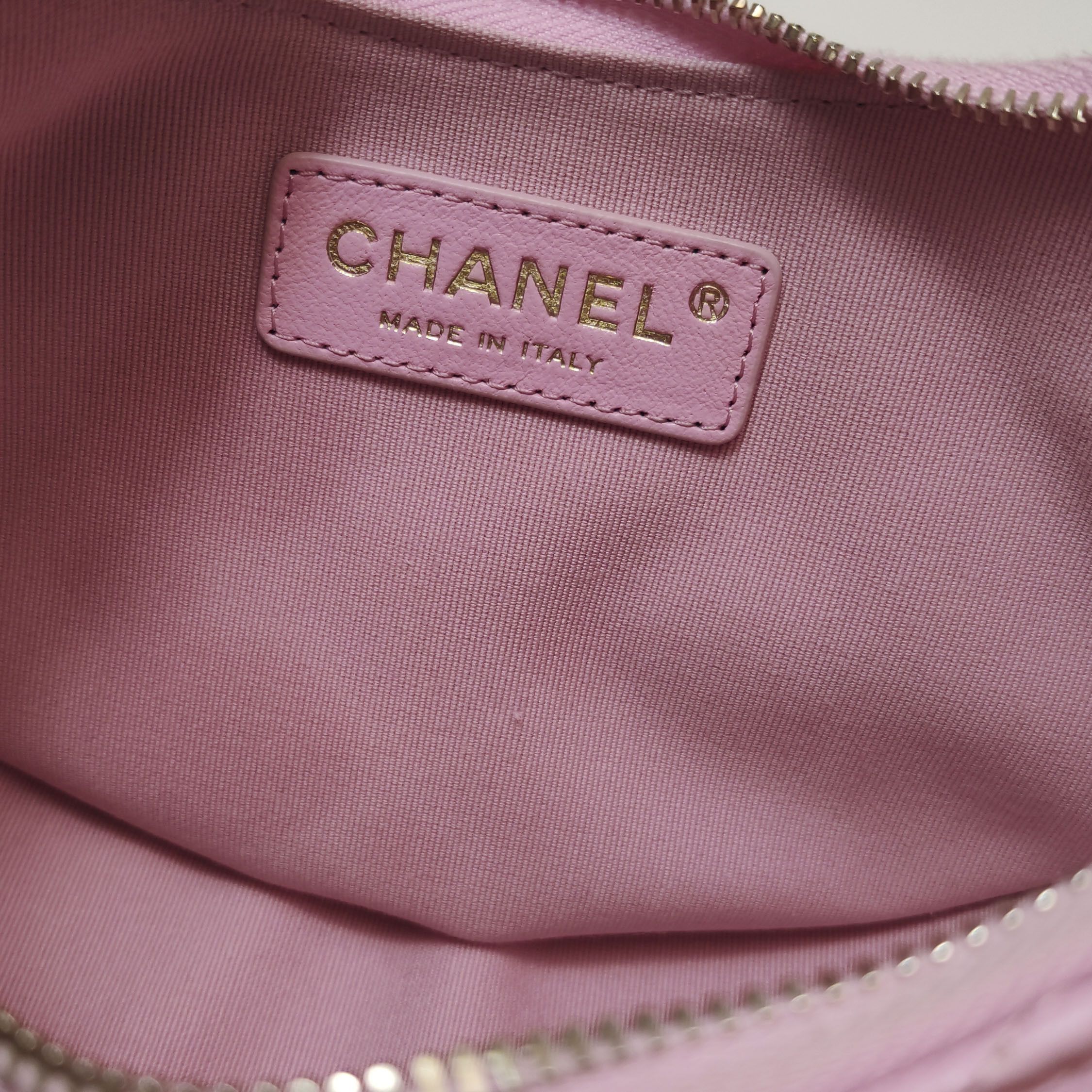 Chanel Chanel Women os Crossbody Bags Size ONE SIZE - 12 Thumbnail