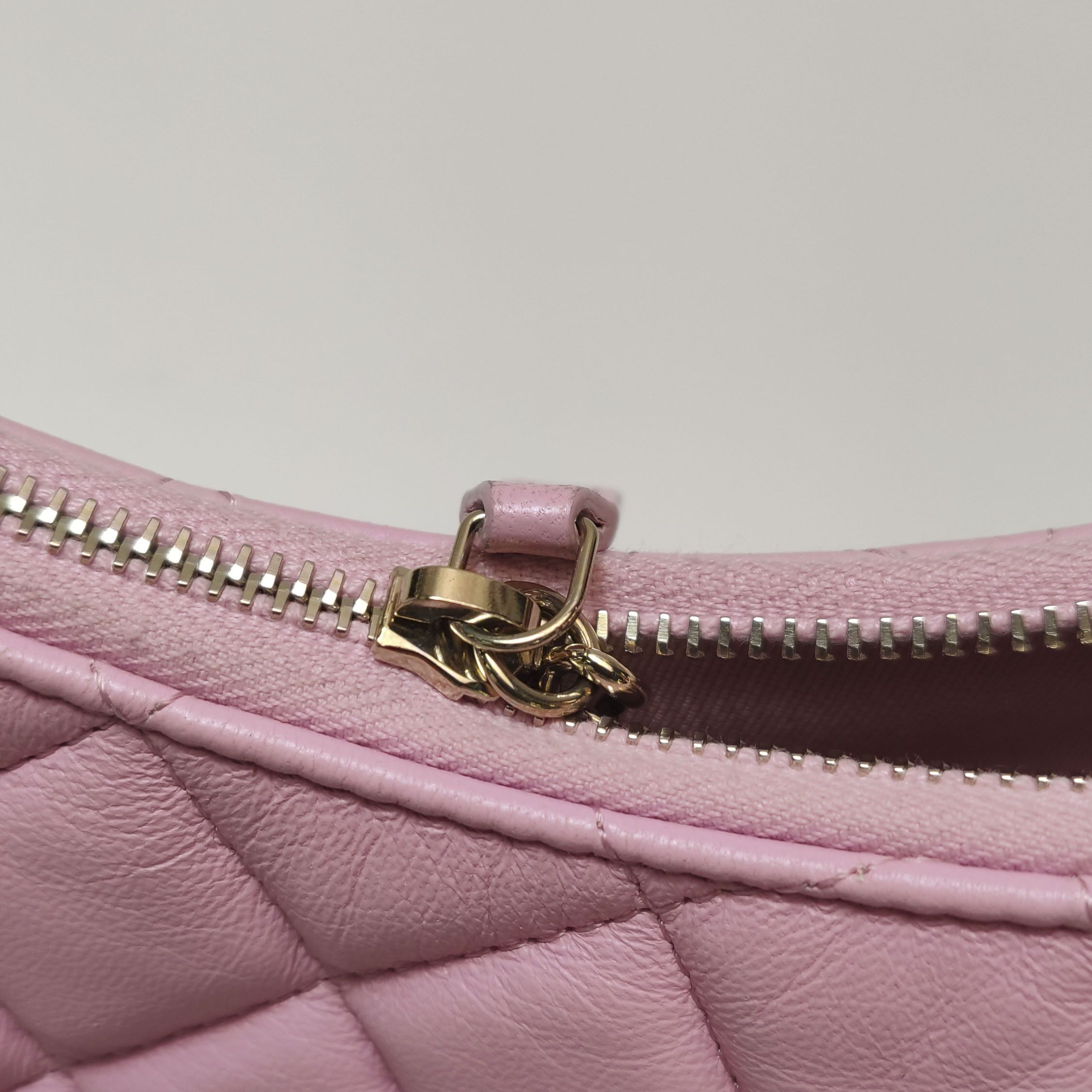 Chanel Chanel Women os Crossbody Bags Size ONE SIZE - 15 Thumbnail