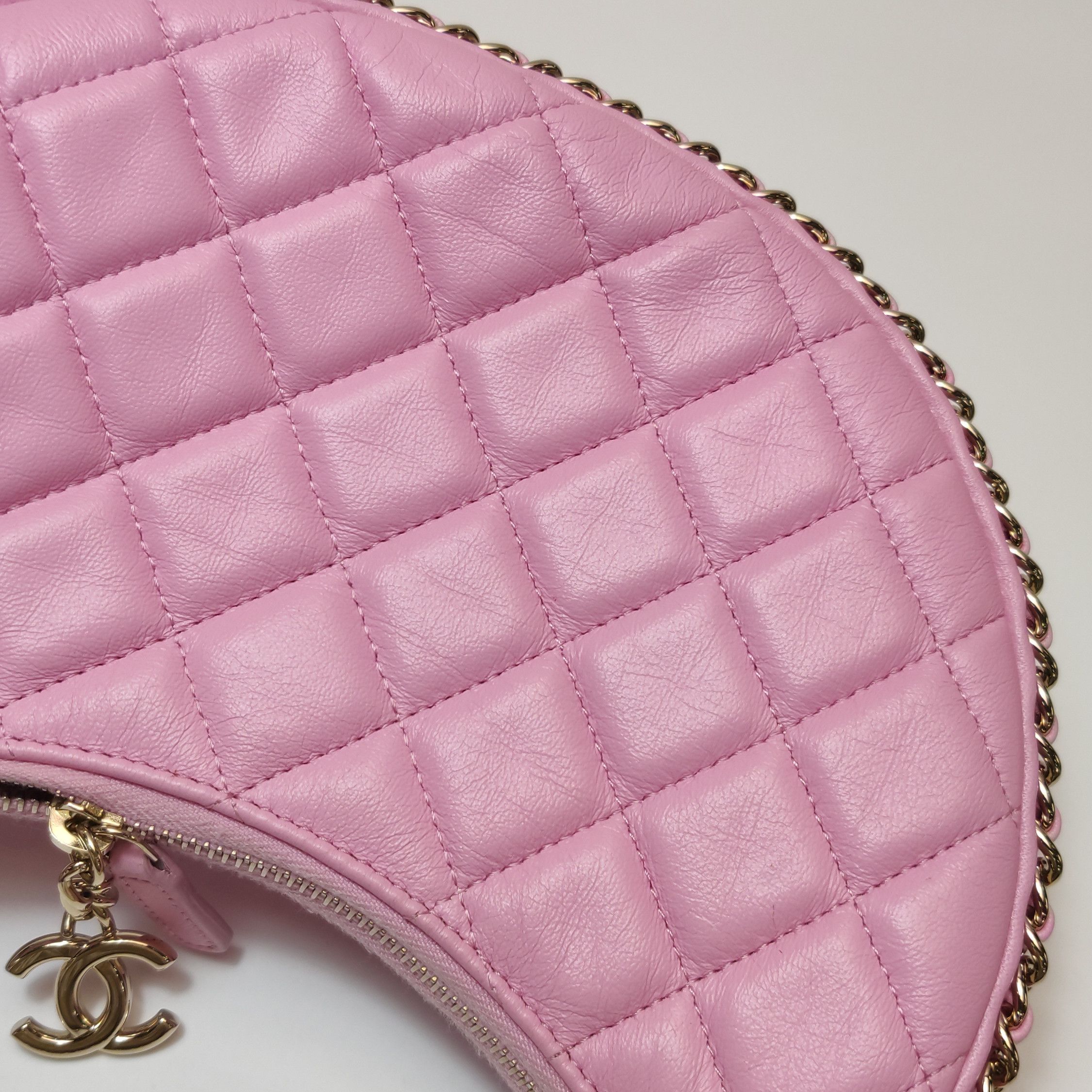 Chanel Chanel Women os Crossbody Bags Size ONE SIZE - 22 Thumbnail