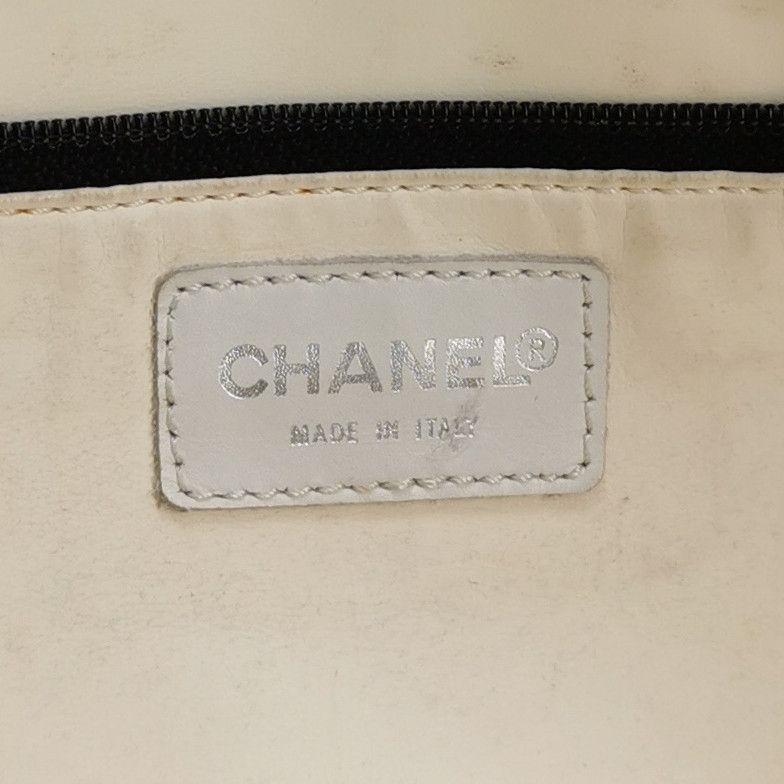 Chanel Chanel Women os Shoulder Bags Size ONE SIZE - 8 Thumbnail